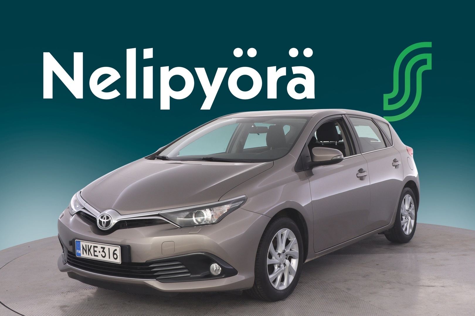 TOYOTA Auris 2016