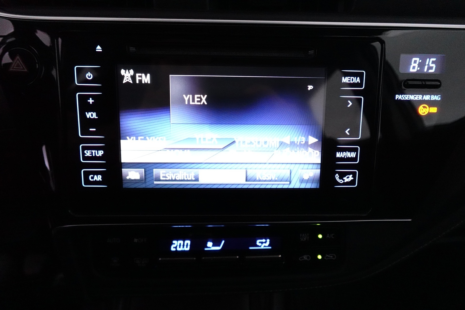 TOYOTA Auris 2016