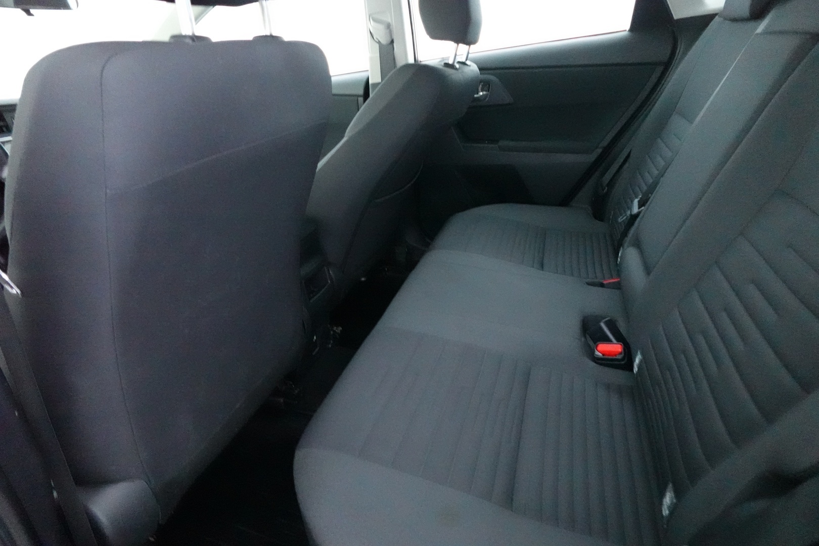 TOYOTA Auris 2016