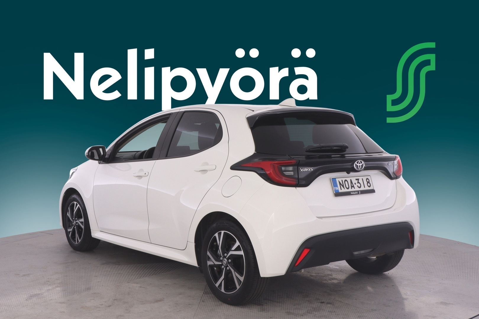 TOYOTA YARIS 2025