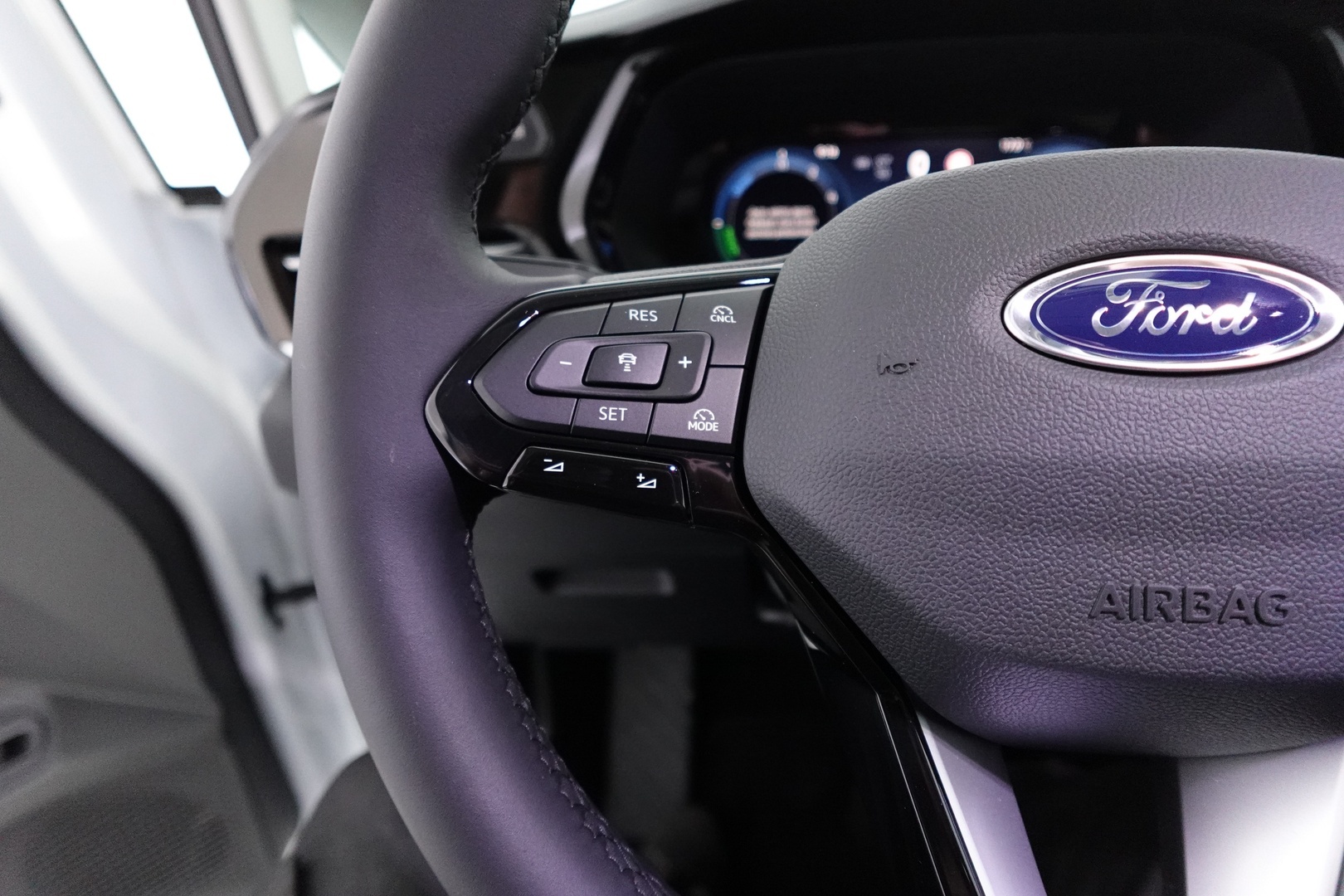 FORD Grand Tourneo Connect 2026