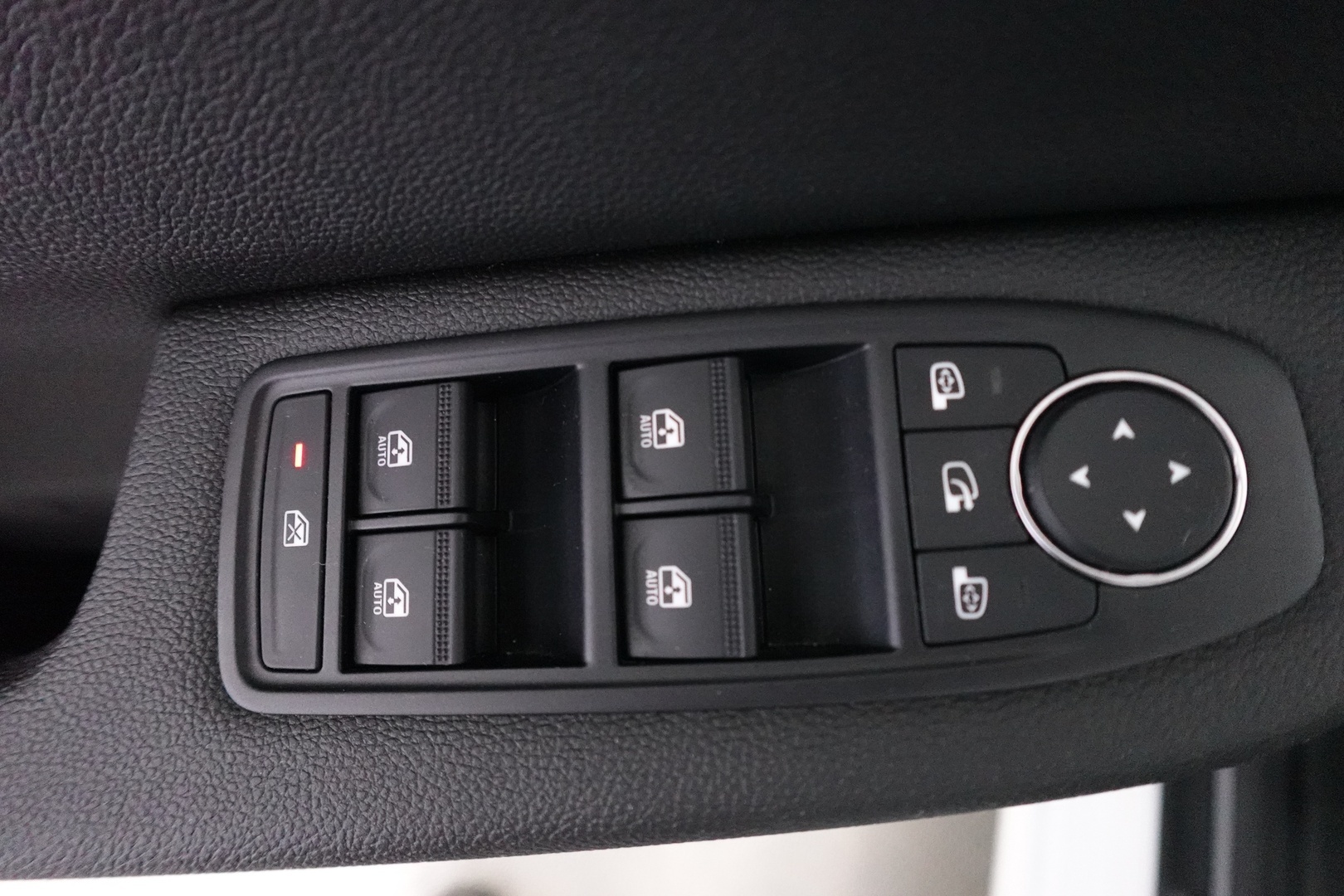MITSUBISHI Colt 16