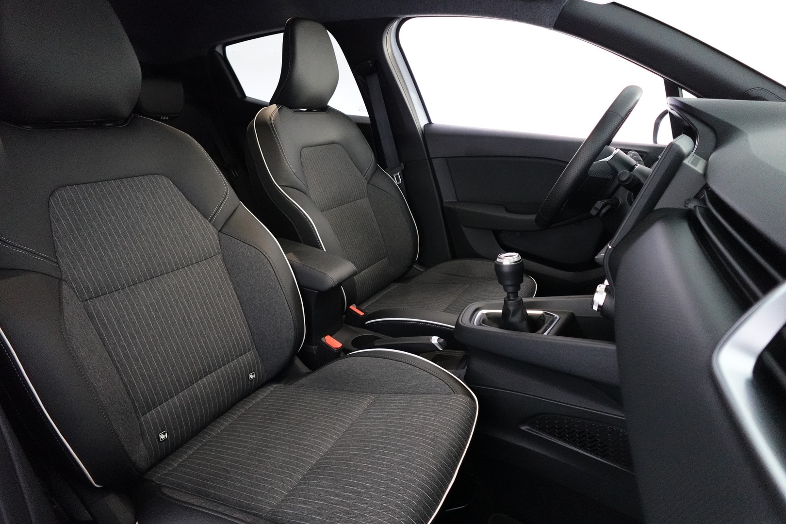 MITSUBISHI Colt 33