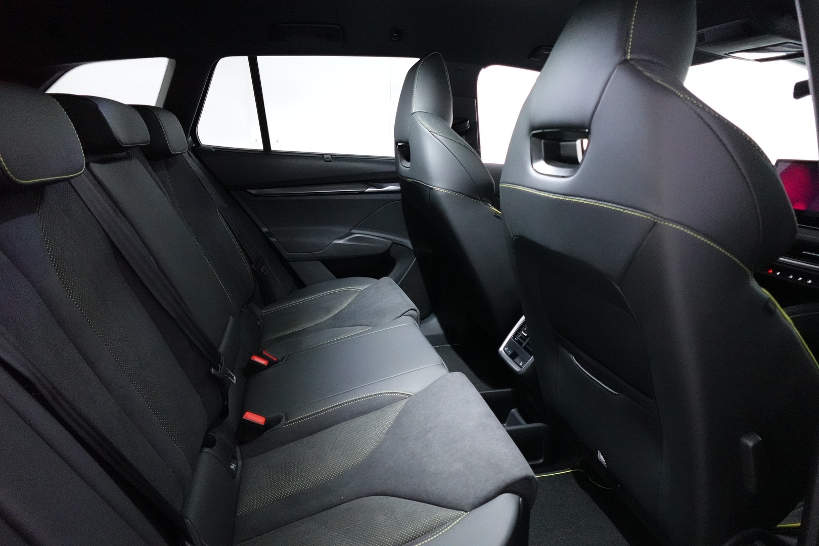 SKODA Enyaq 2026