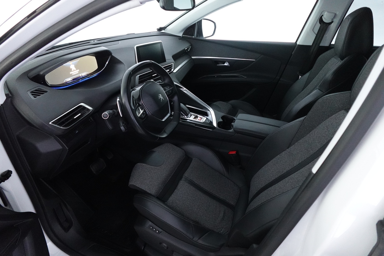 PEUGEOT 5008 14