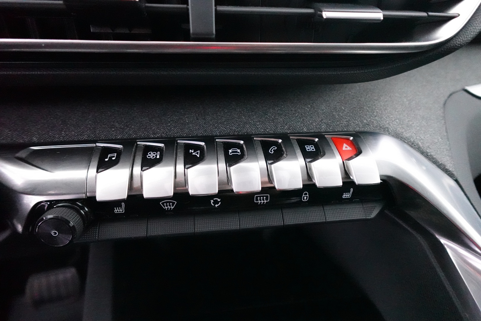PEUGEOT 5008 25