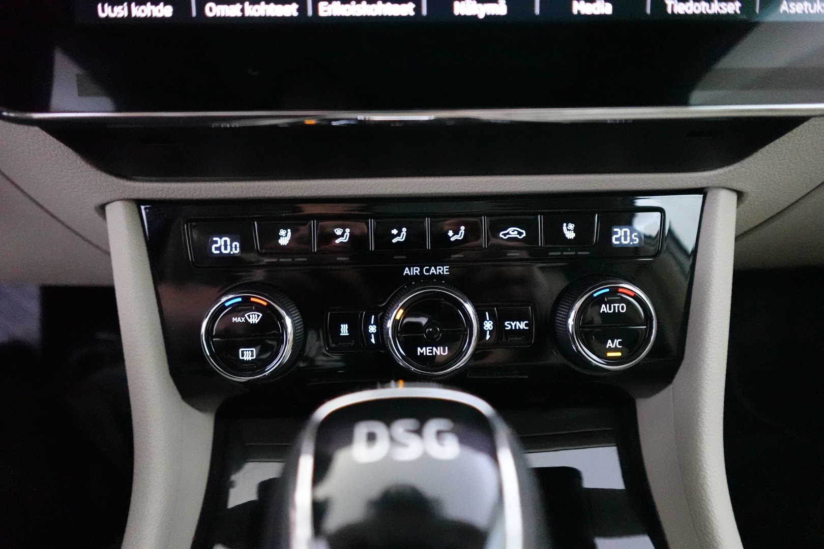 SKODA SUPERB 2018
