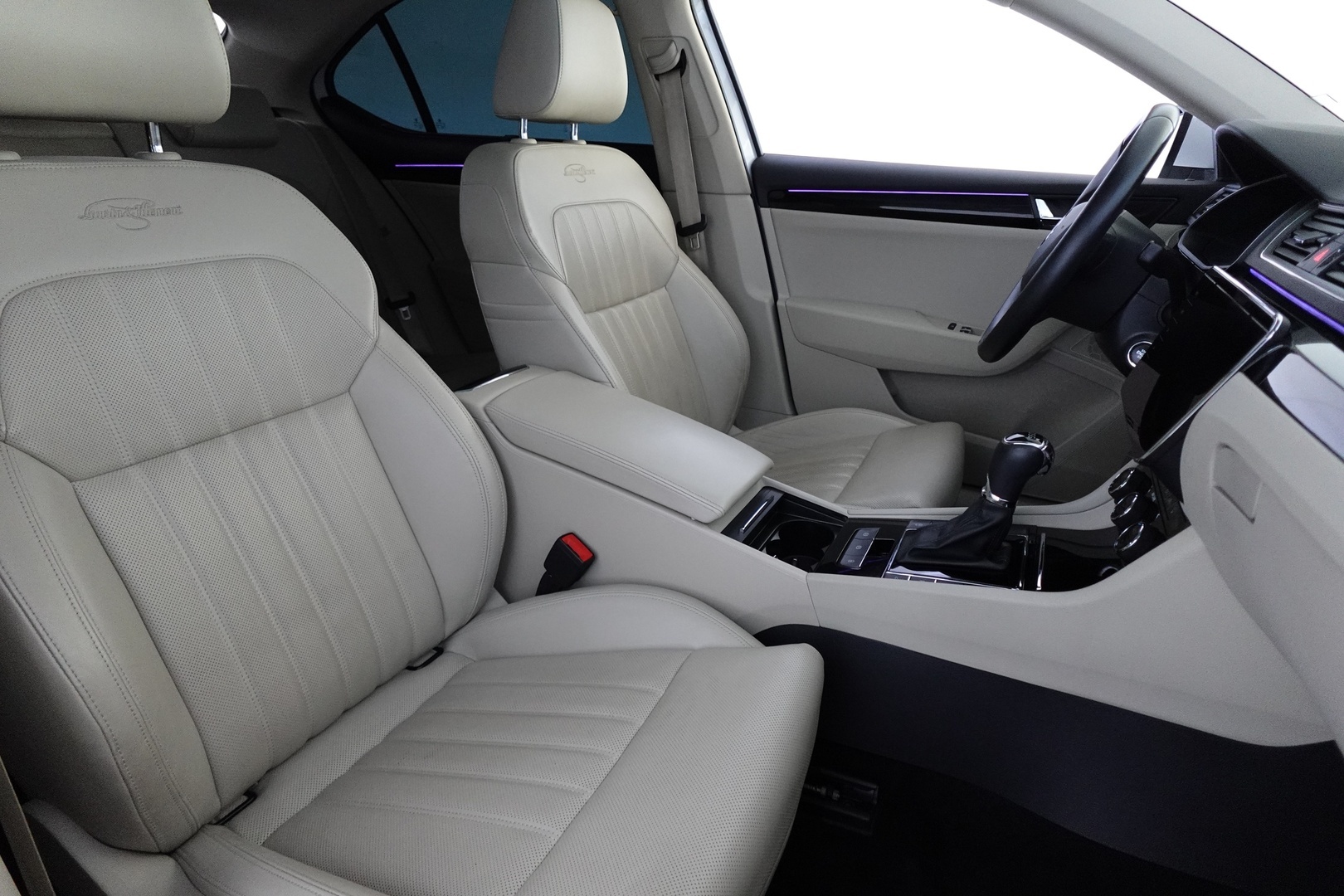 SKODA SUPERB 2018