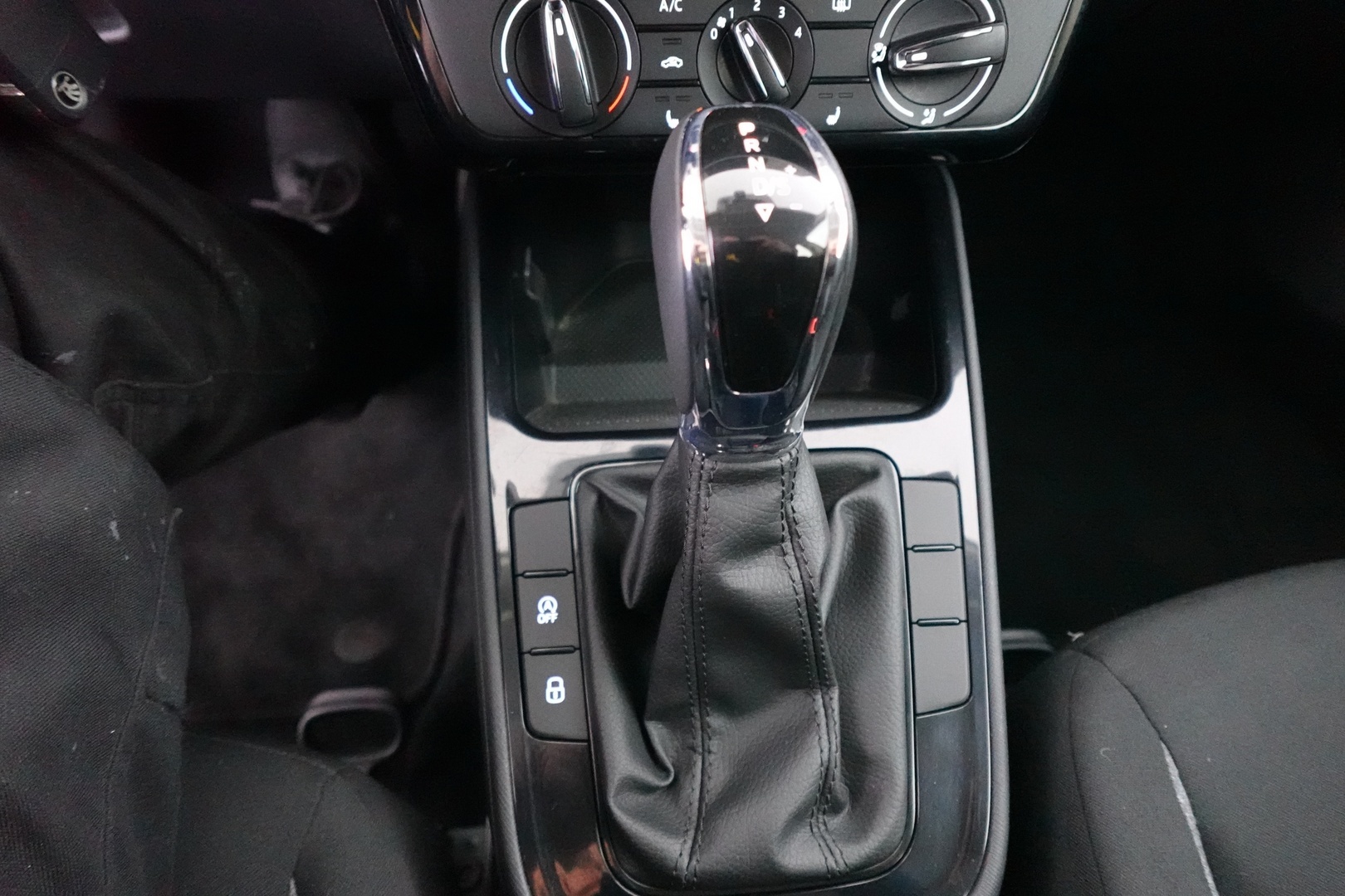 SKODA Fabia 2024