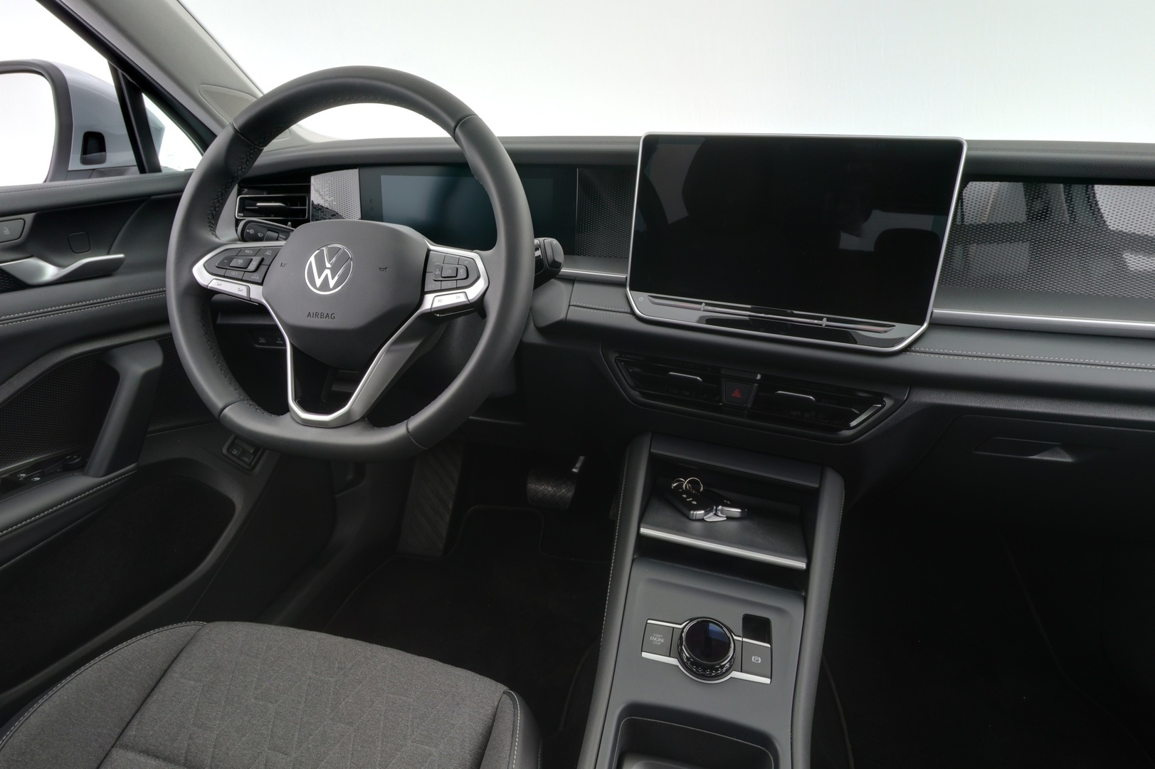 VOLKSWAGEN Tayron 11