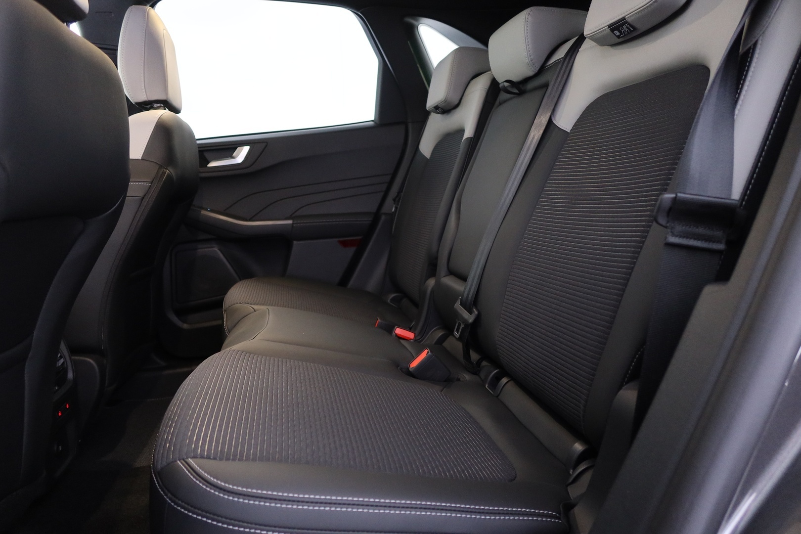 FORD KUGA 2026