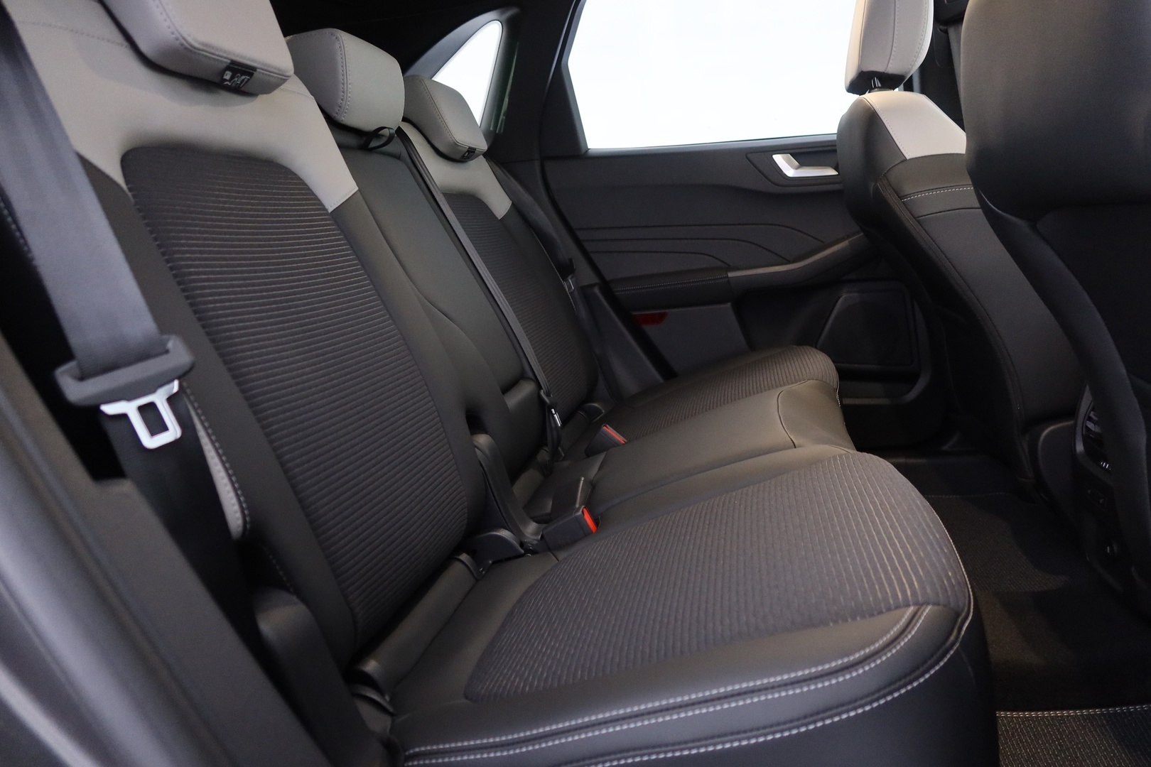 FORD KUGA 2026