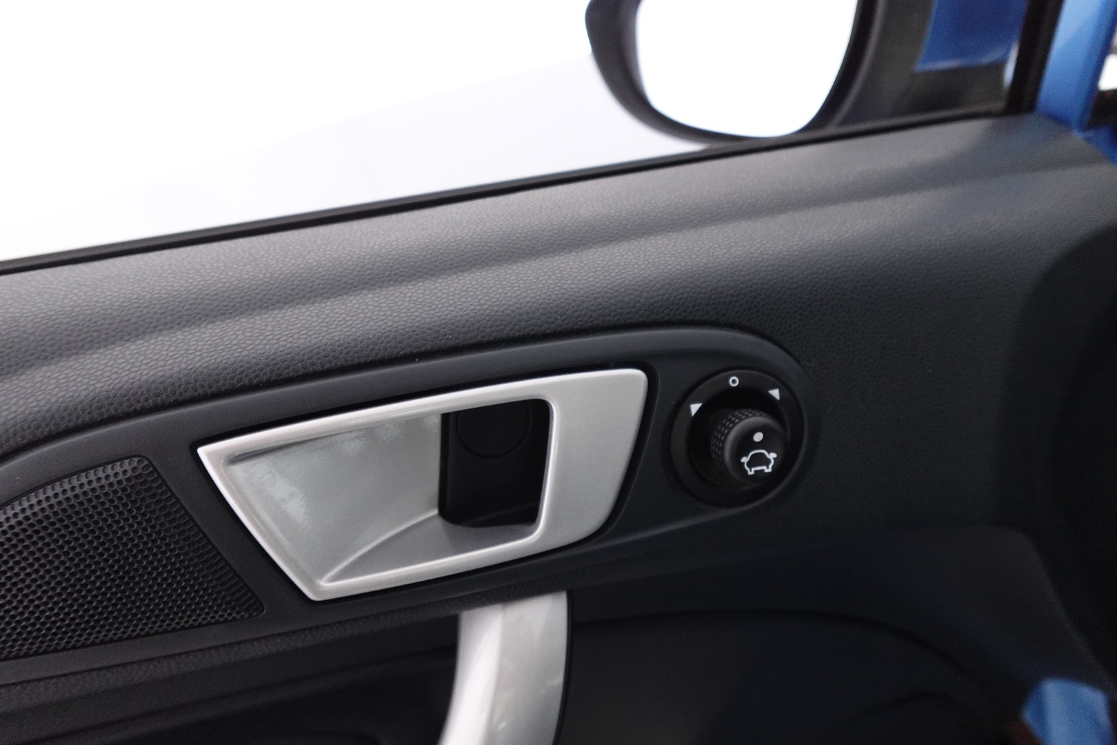 FORD Fiesta 2012