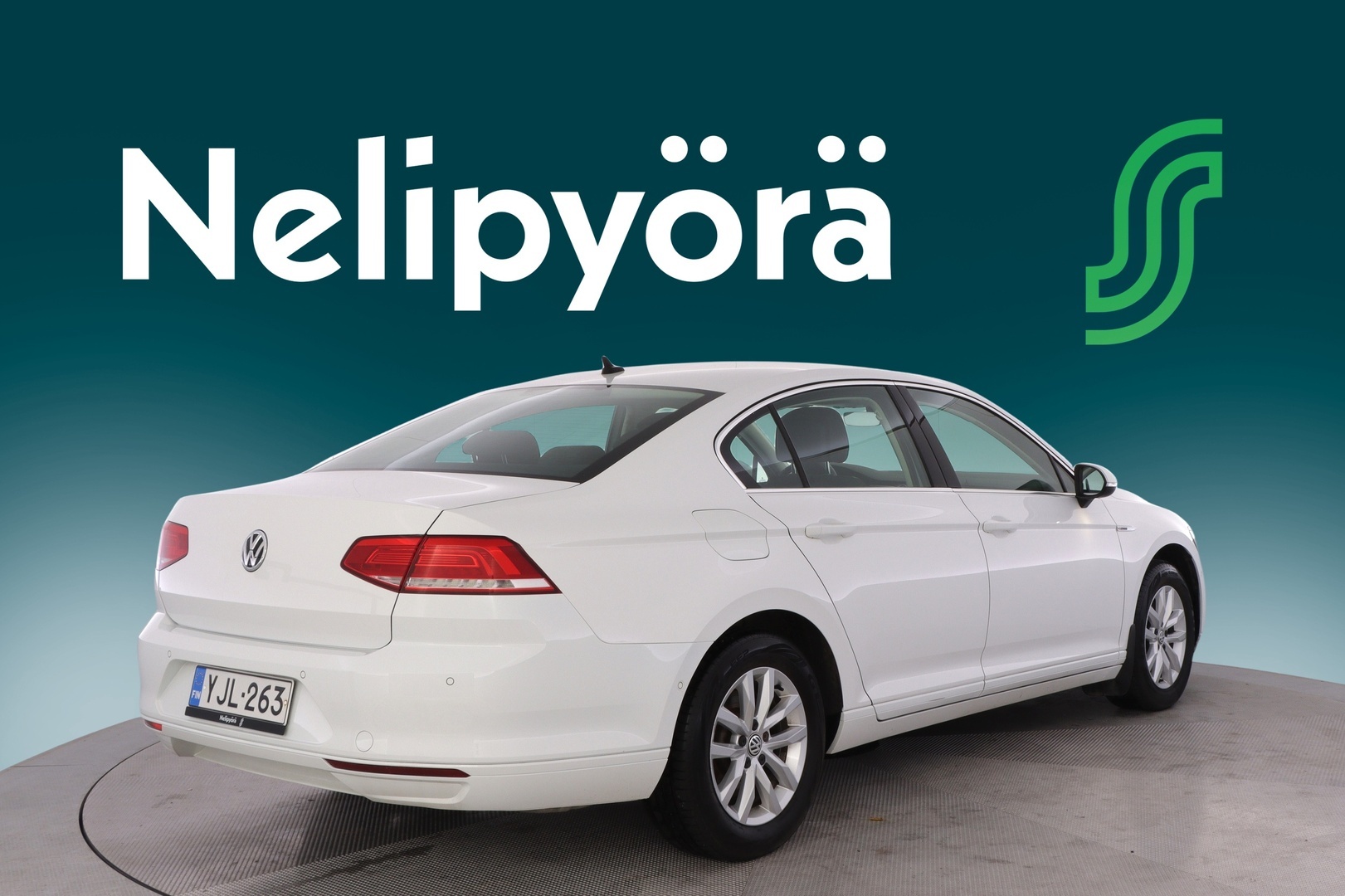 VOLKSWAGEN Passat 5