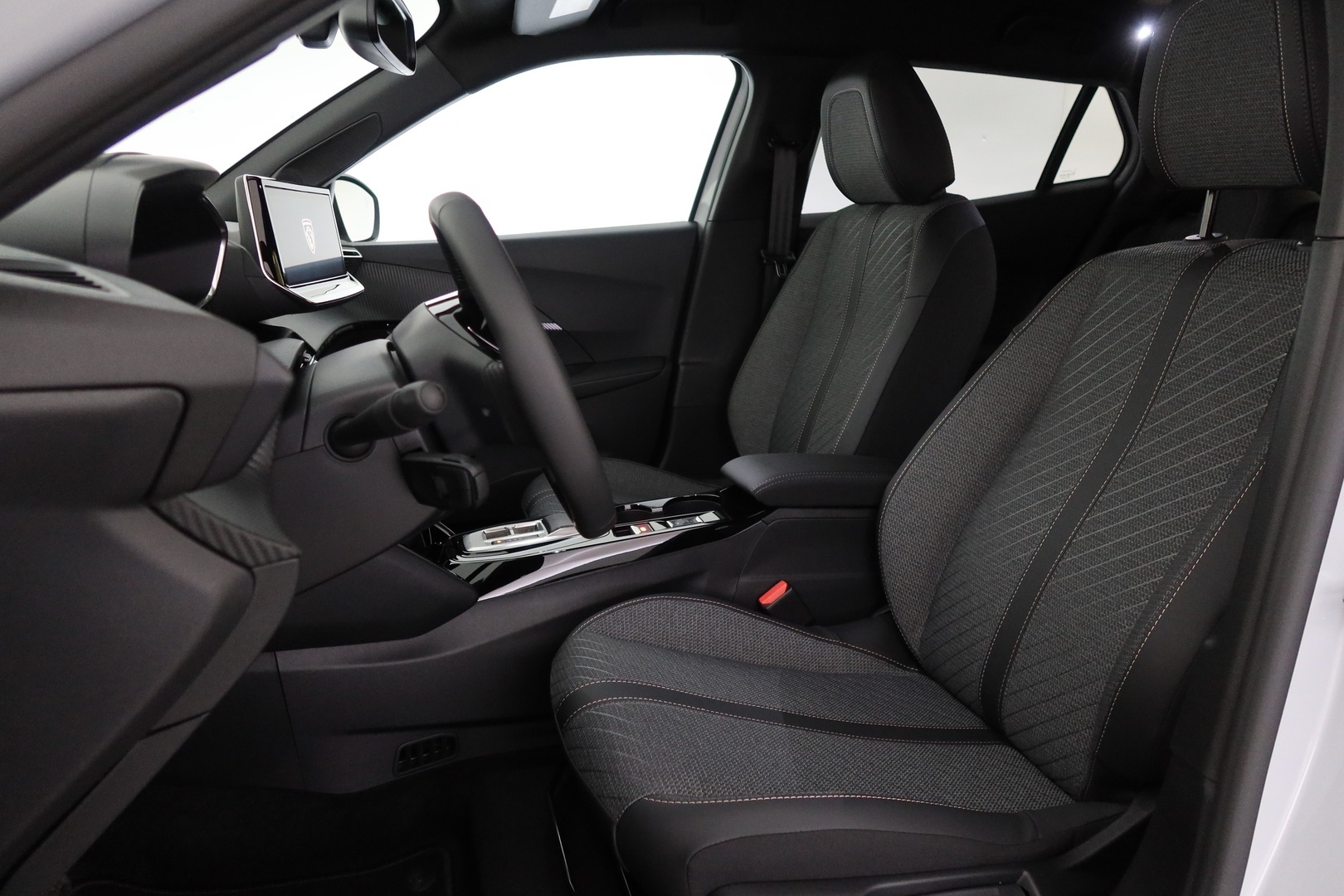PEUGEOT 2008 2026