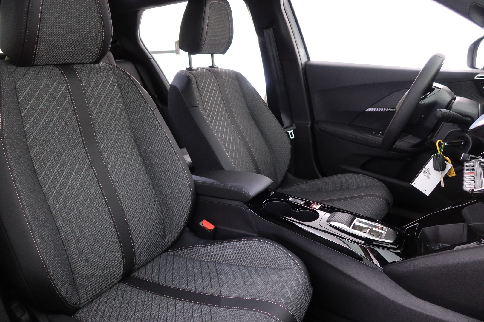 PEUGEOT 2008 2026