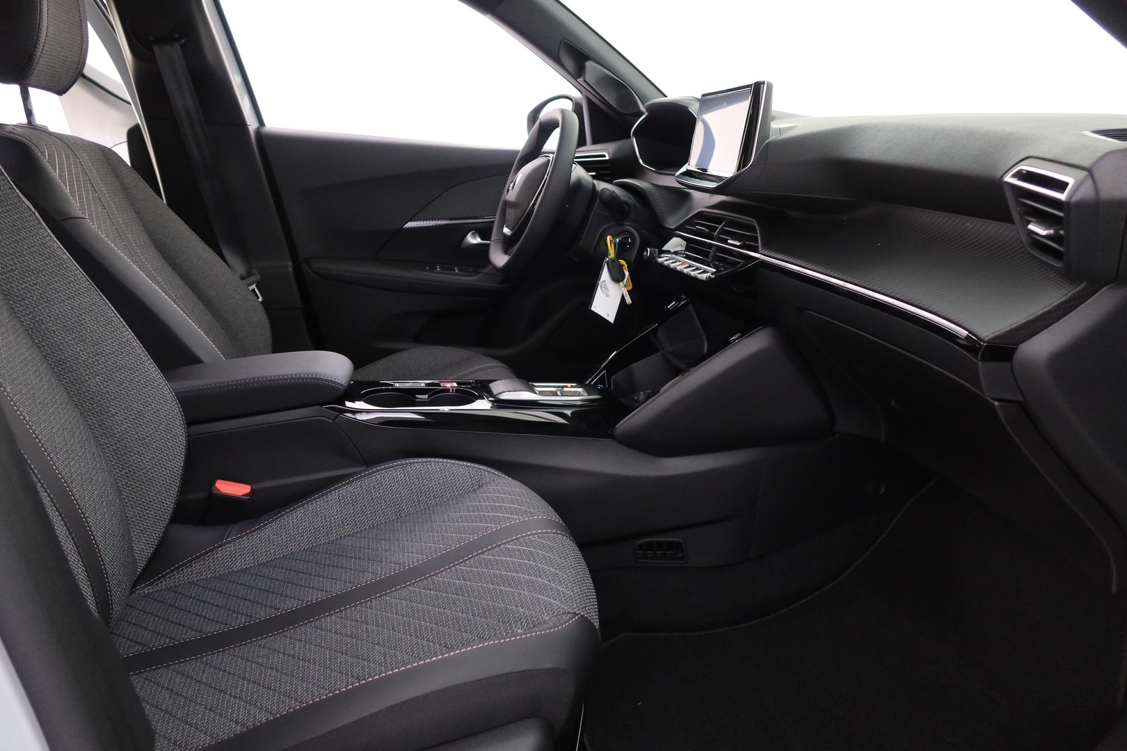 PEUGEOT 2008 2026