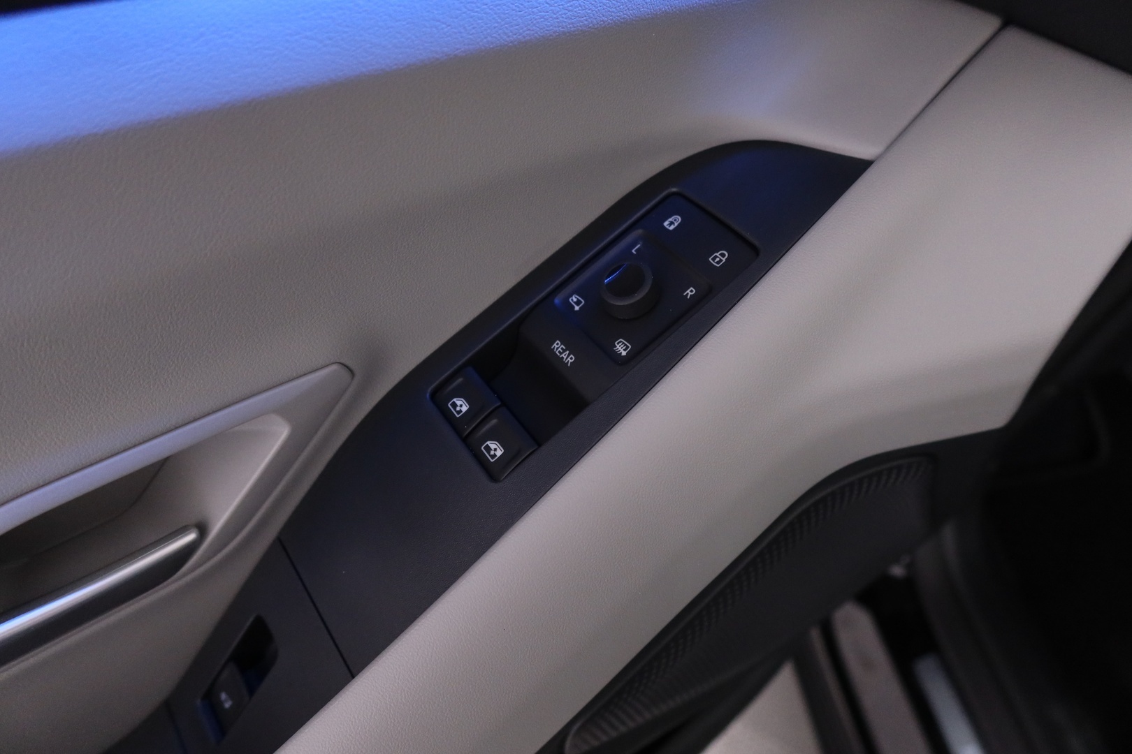 FORD Explorer 2025
