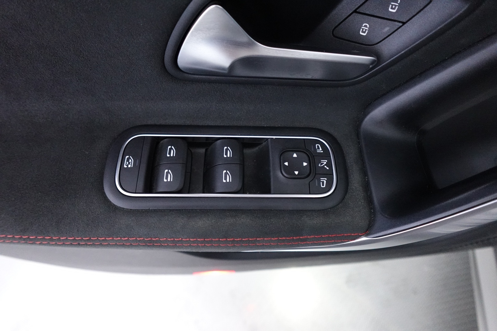 MERCEDES-BENZ CLA 15