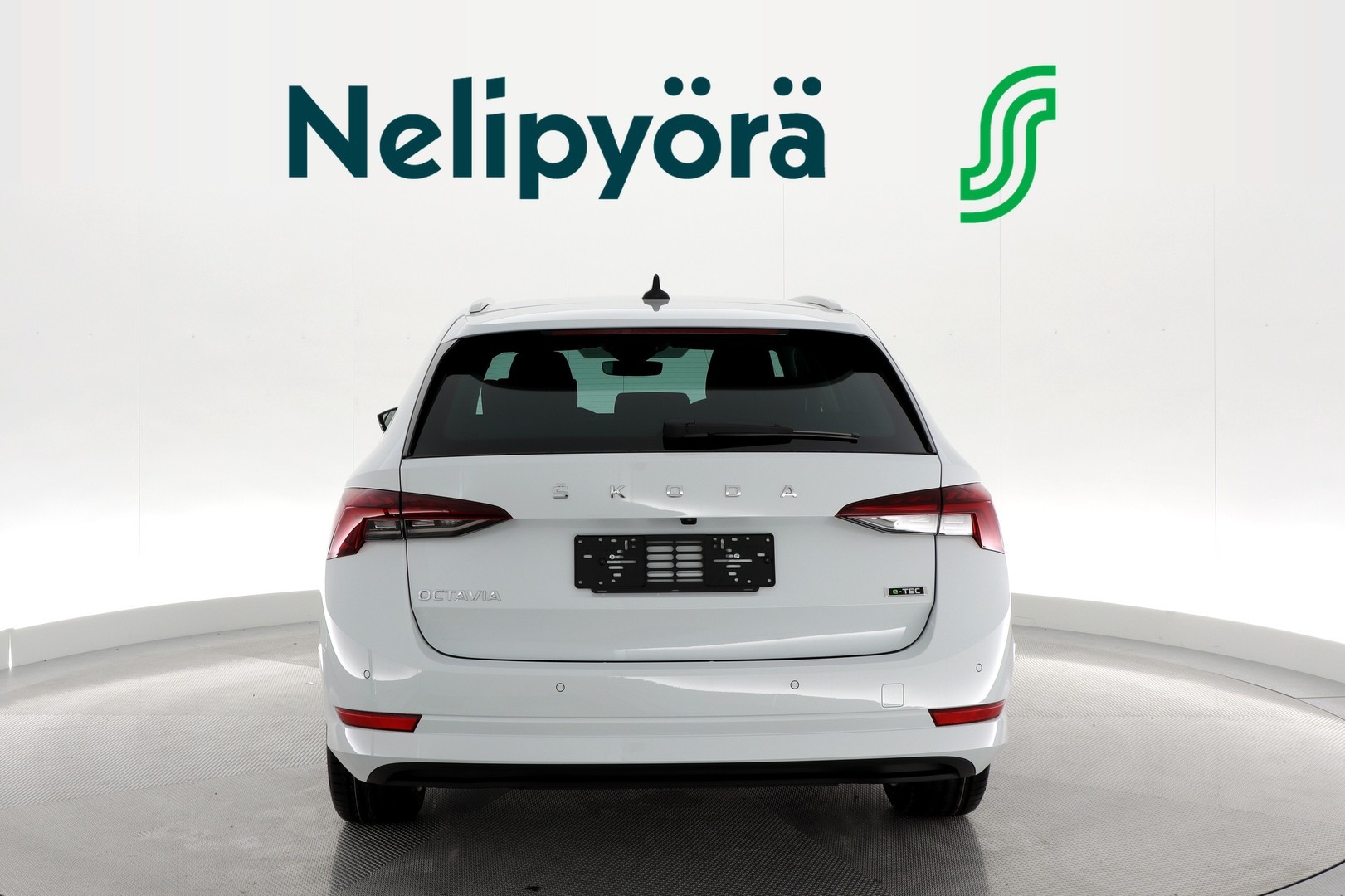 SKODA OCTAVIA 2024