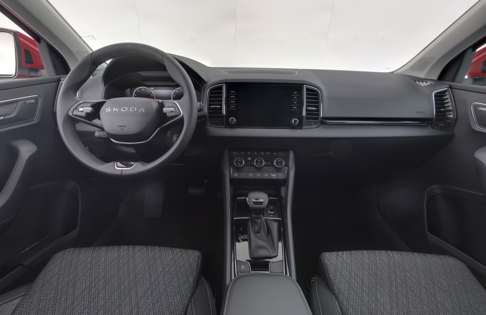 SKODA Karoq 10