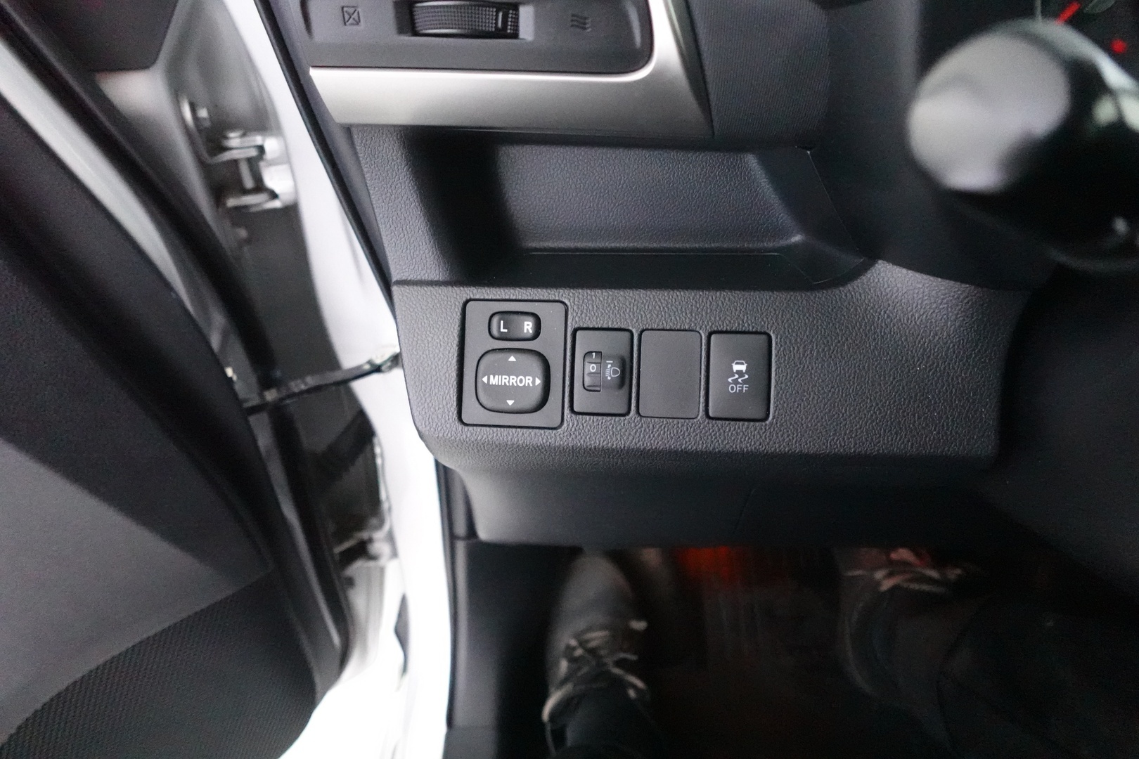 TOYOTA Verso-S 2015