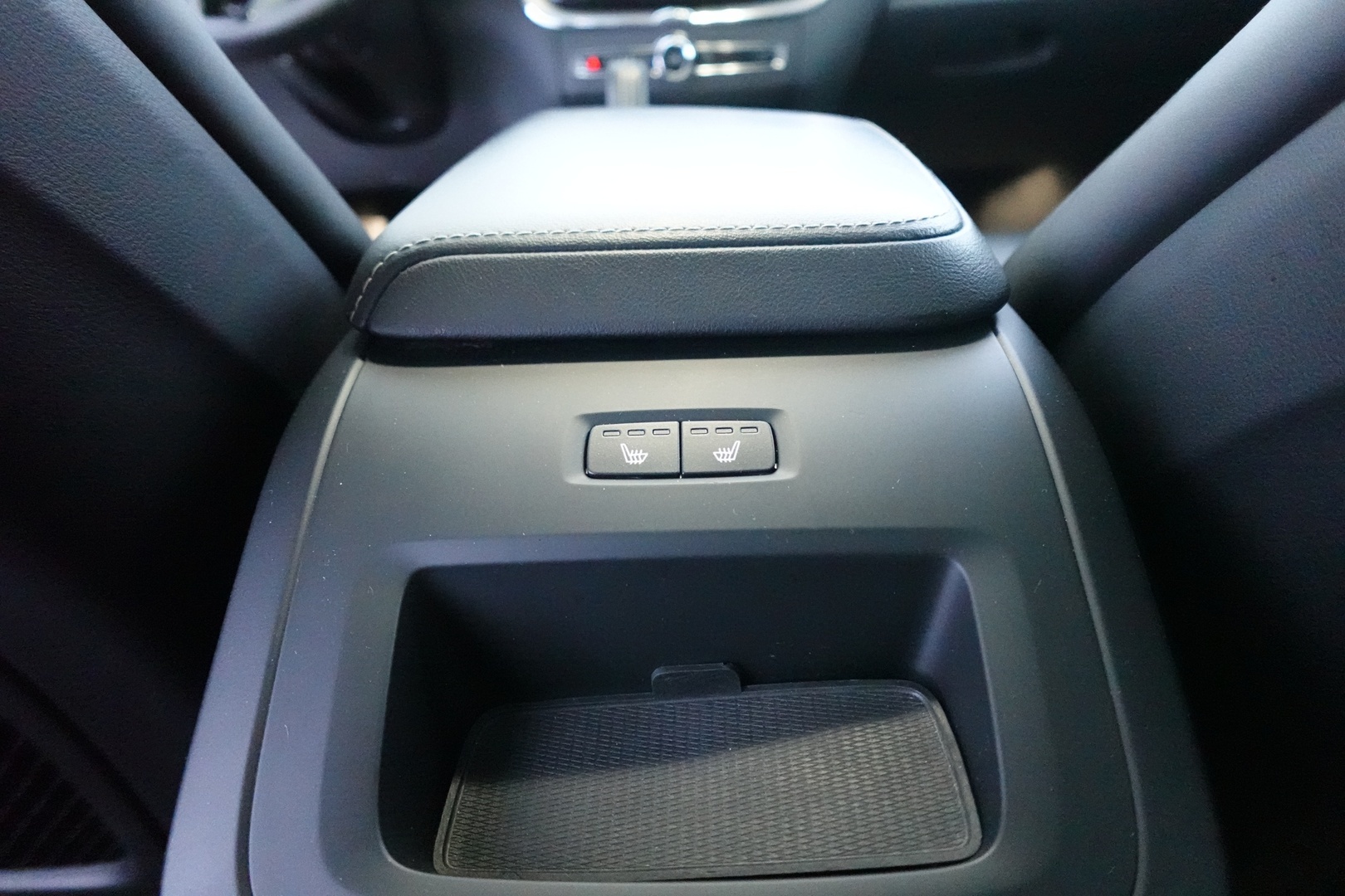 VOLVO XC60 2022