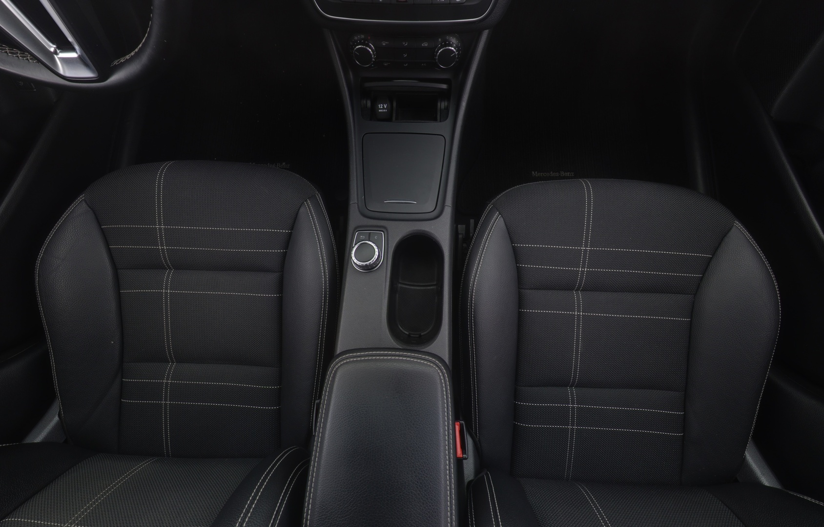 MERCEDES-BENZ CLA 2014