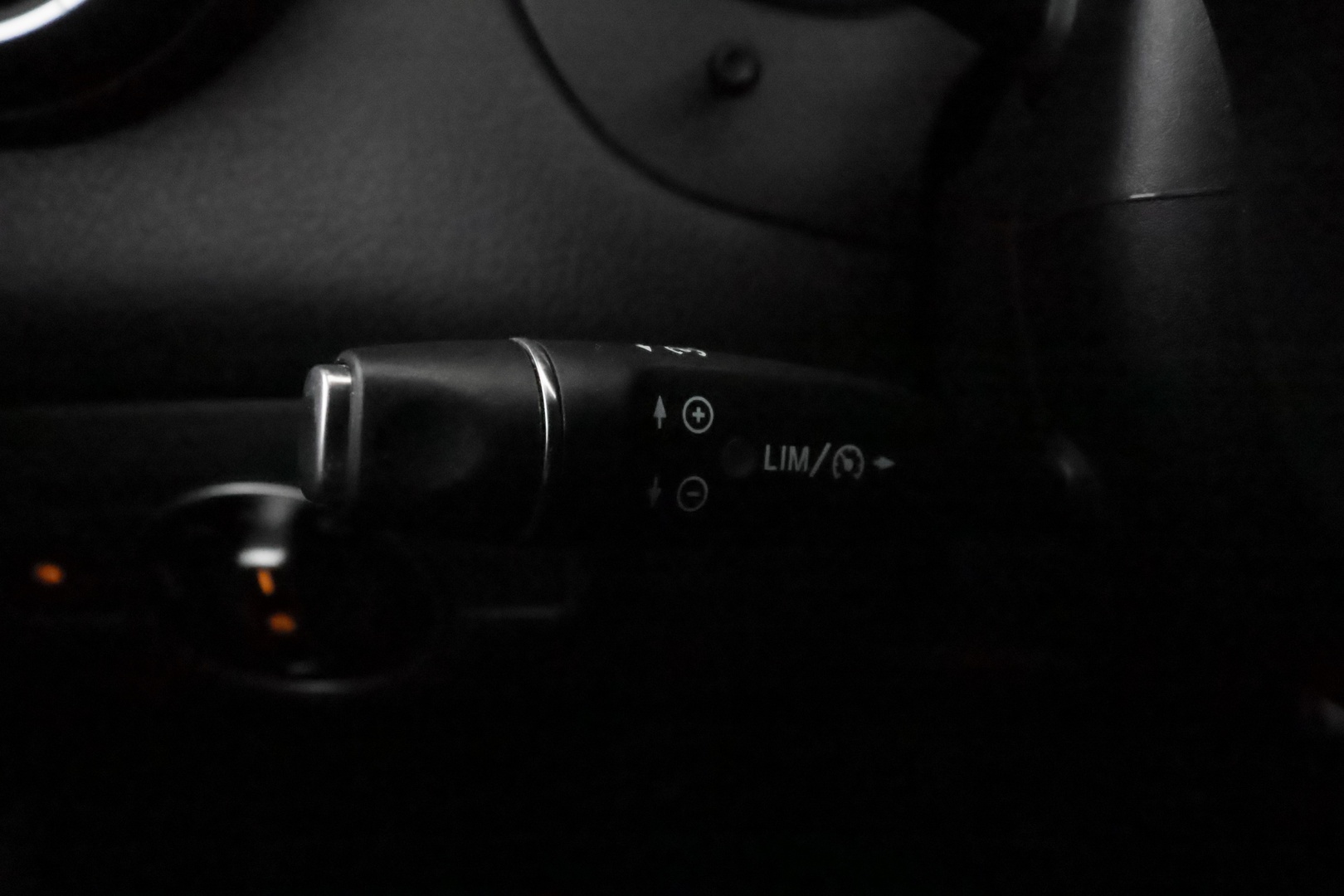 MERCEDES-BENZ CLA 2014