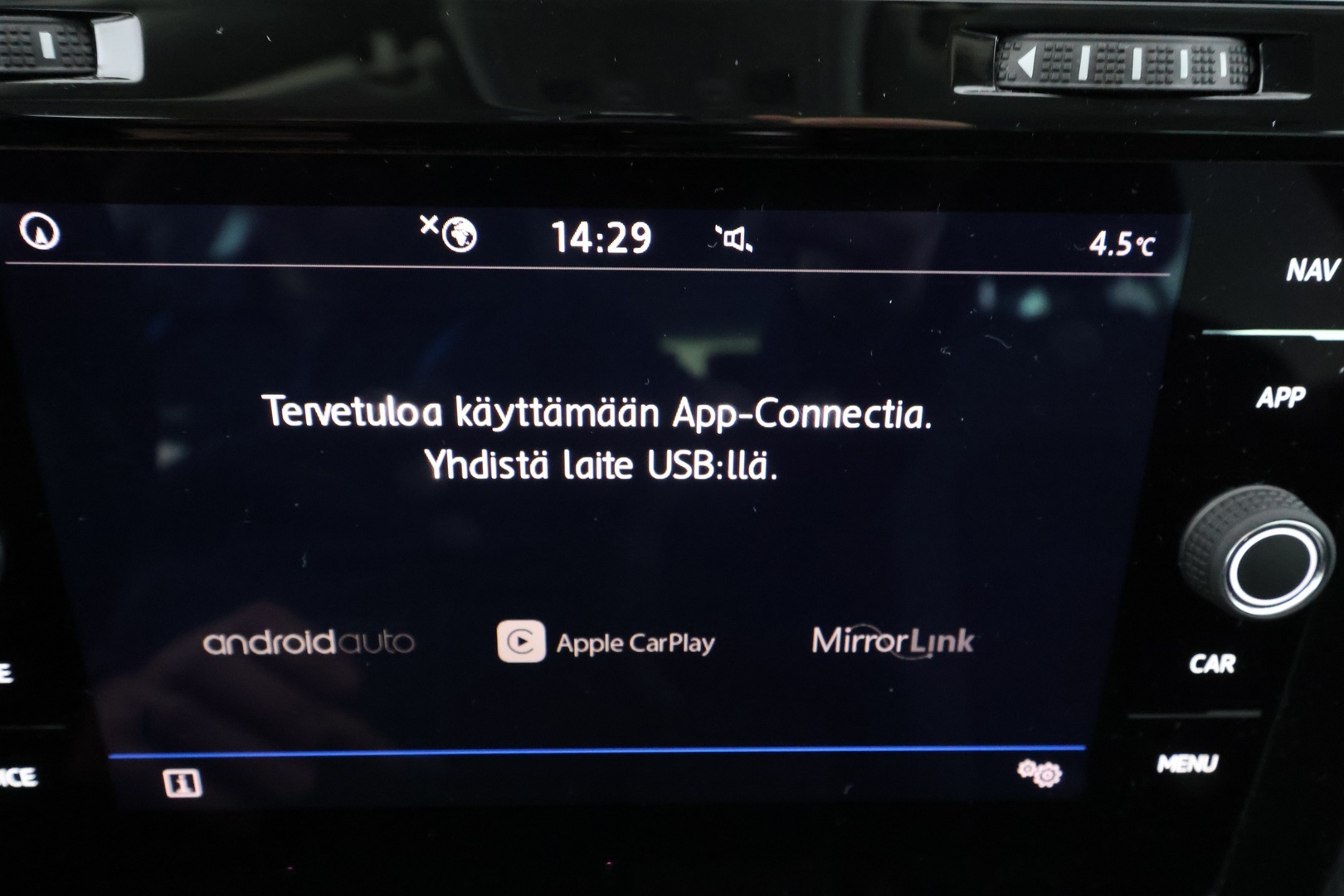 VOLKSWAGEN Golf 2019