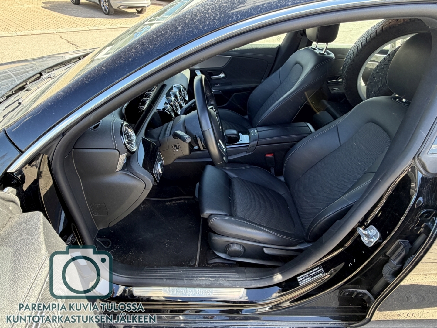 MERCEDES-BENZ CLA 2023