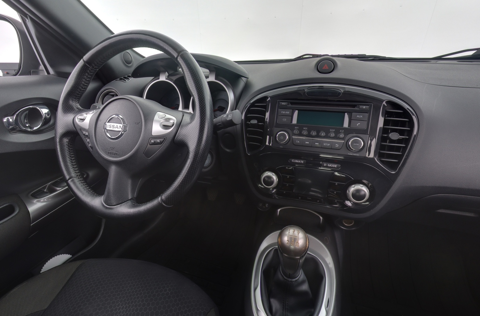 NISSAN Juke 2012