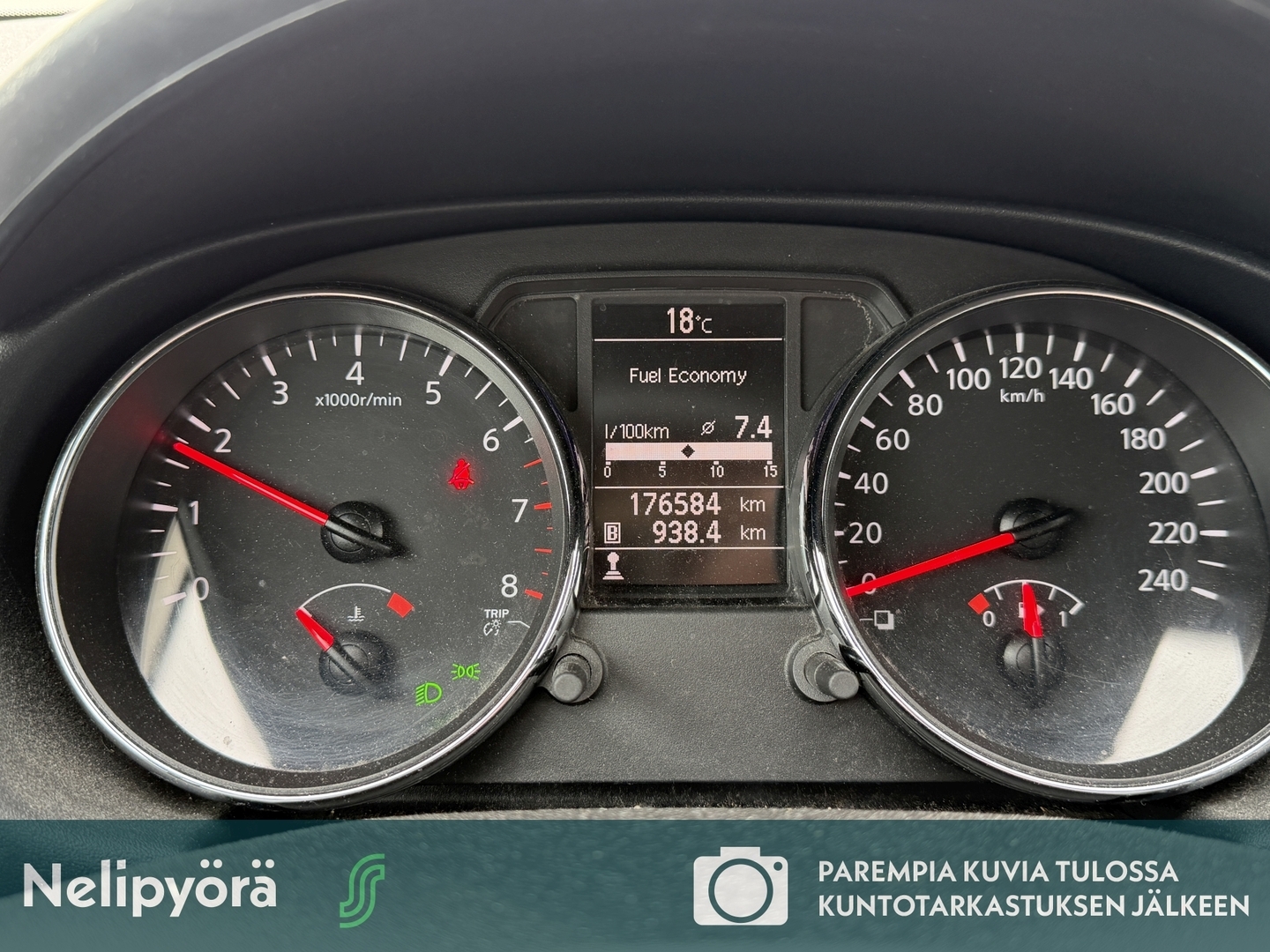 NISSAN Qashqai 2013