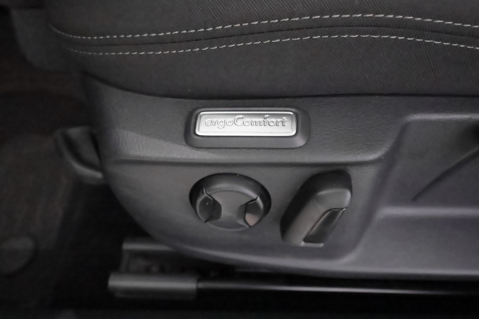 VOLKSWAGEN Passat 2019