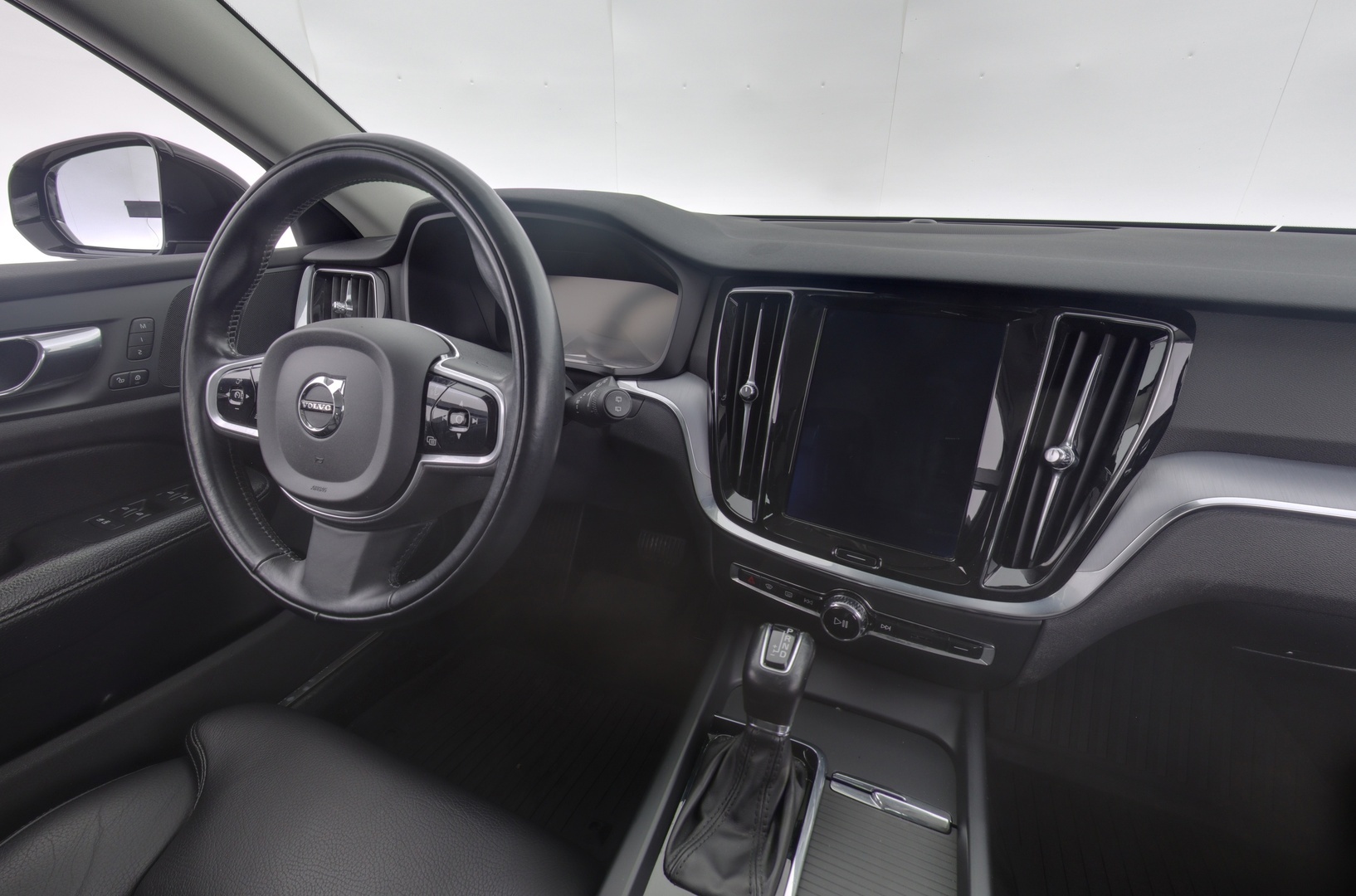 VOLVO V60 11