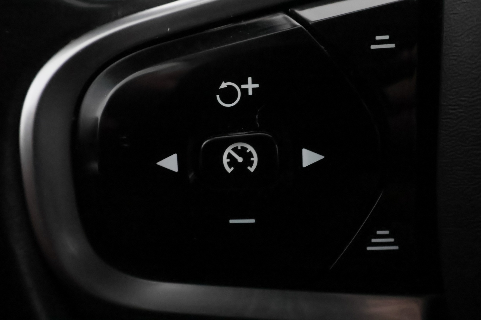 VOLVO V60 18