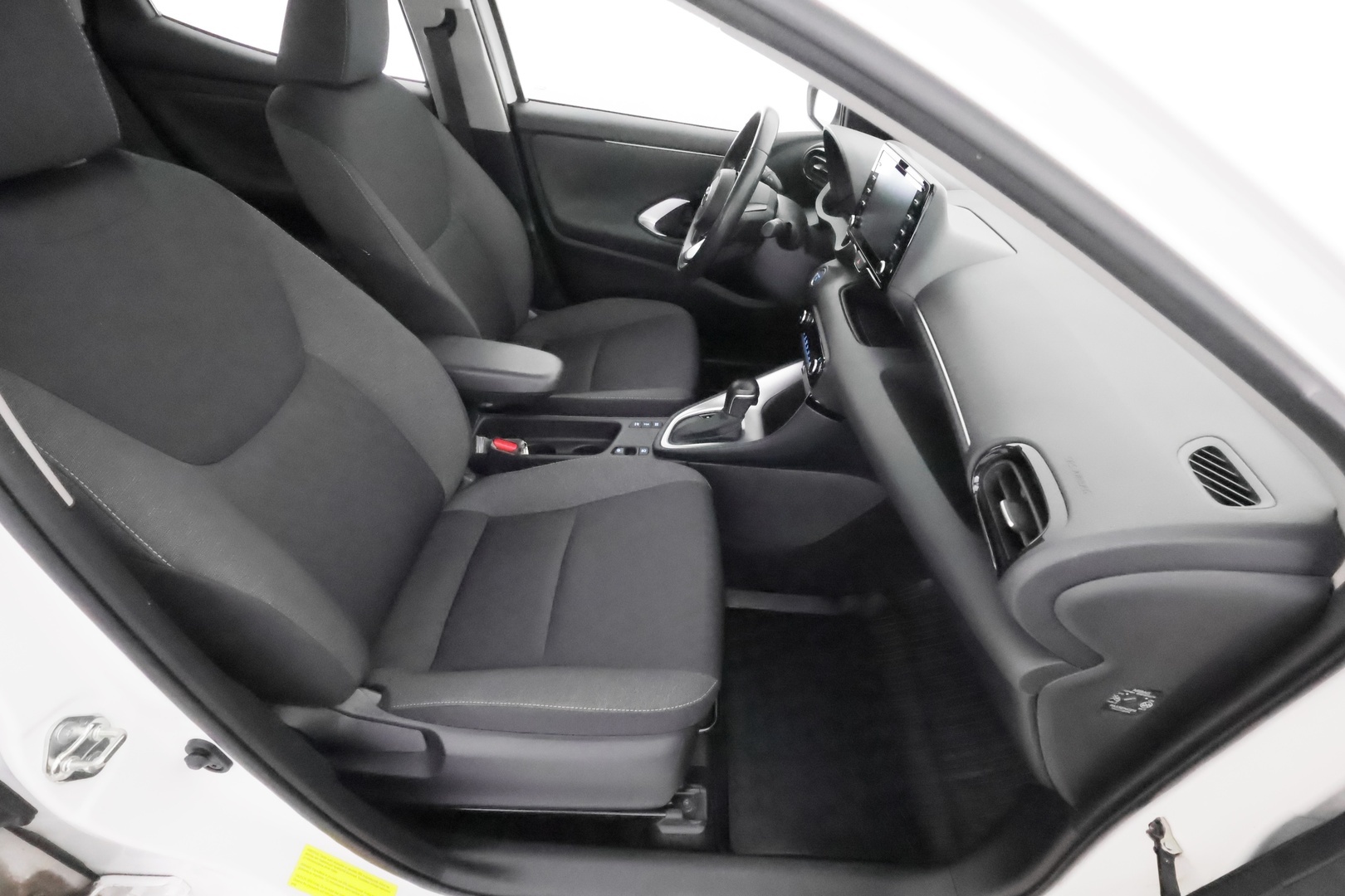TOYOTA Yaris 2021