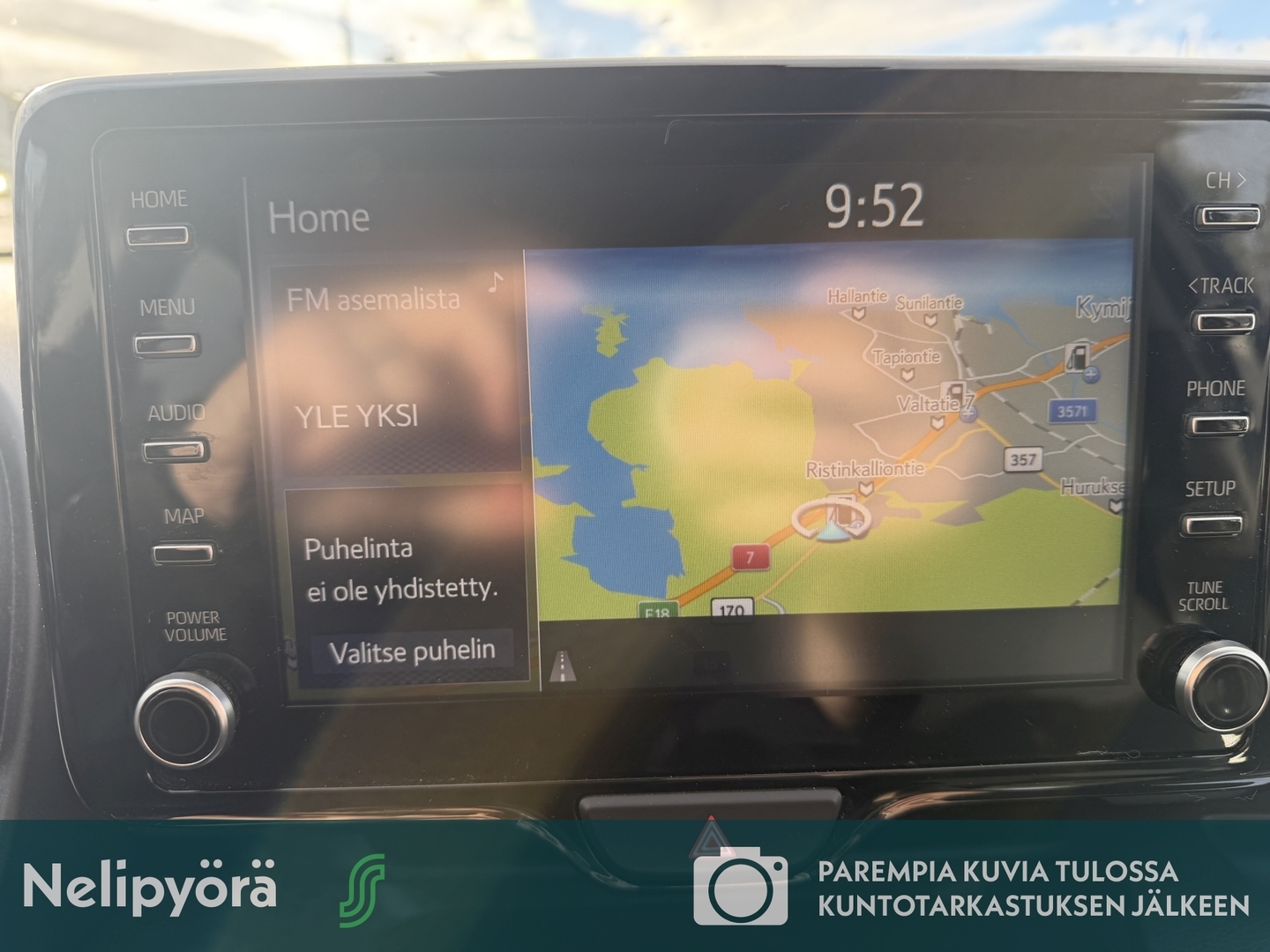 TOYOTA Yaris 6