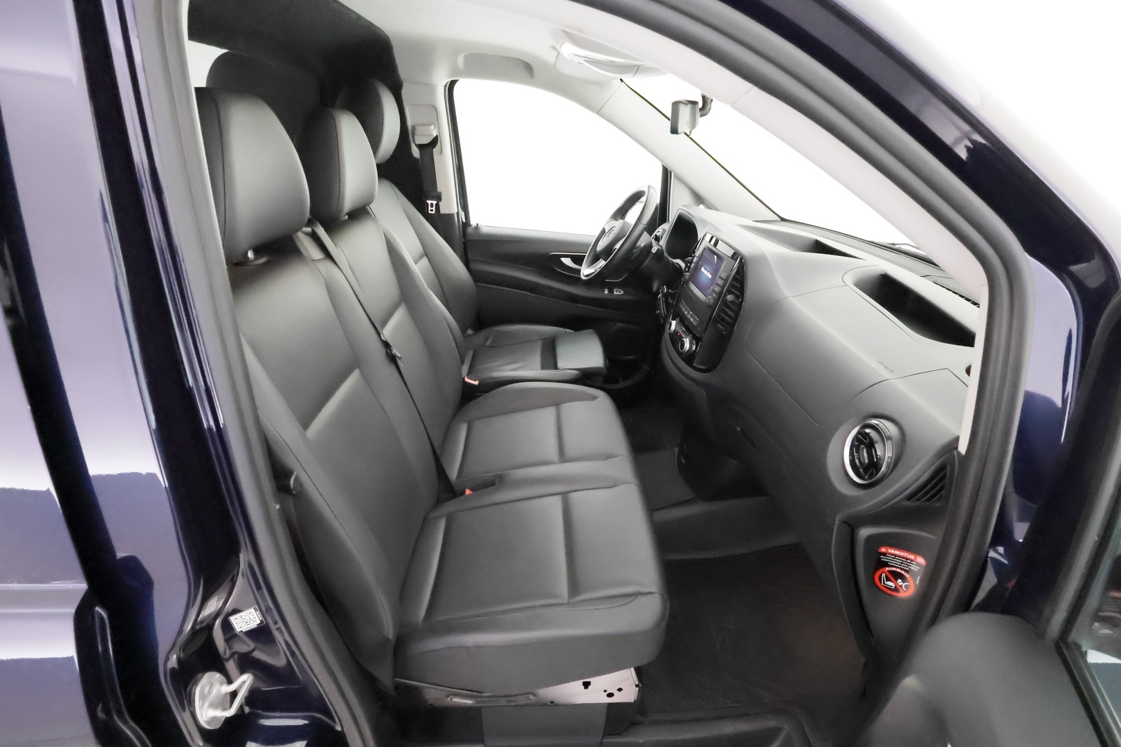 MERCEDES-BENZ Vito 2023