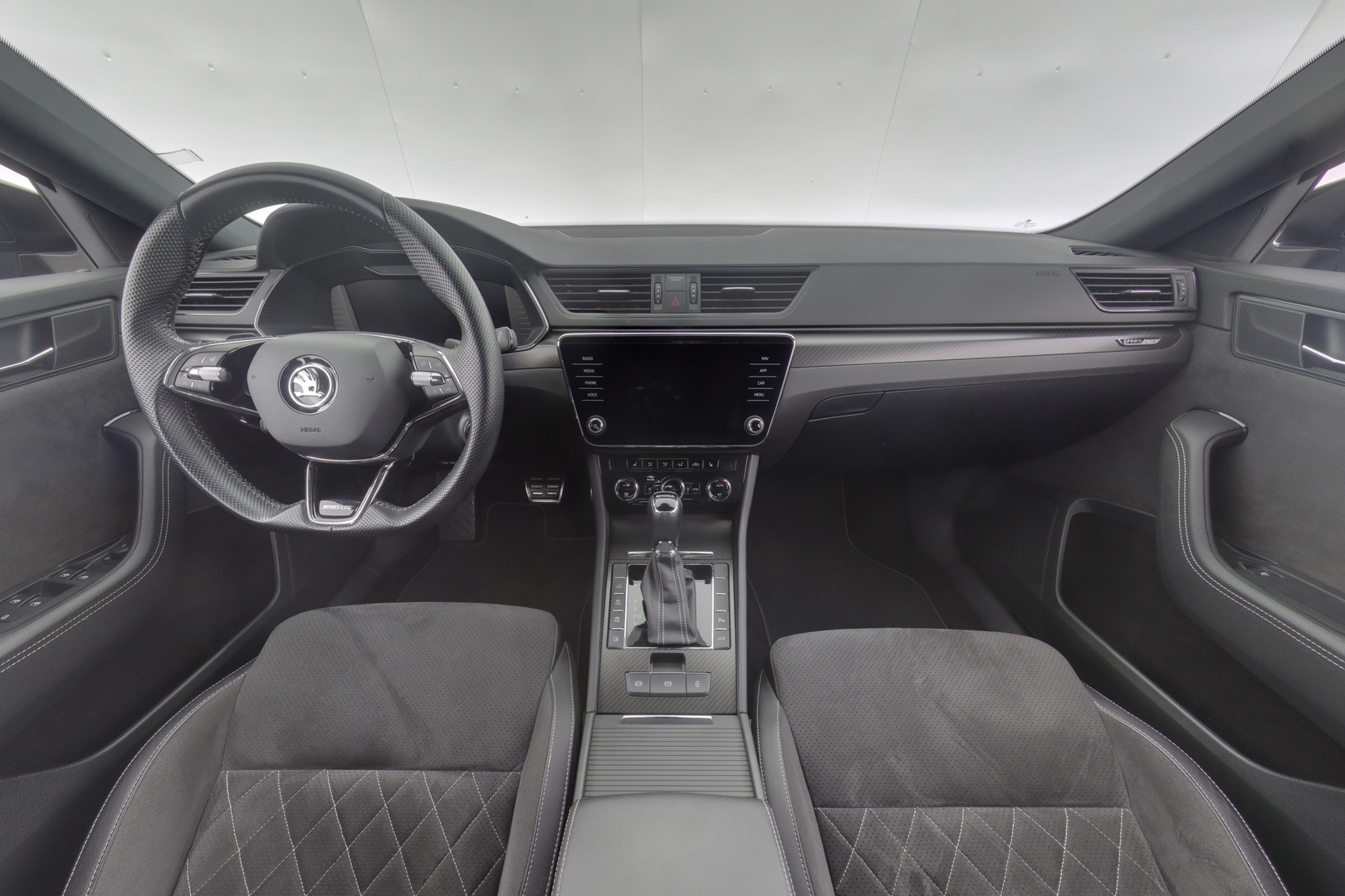 SKODA Superb 2022