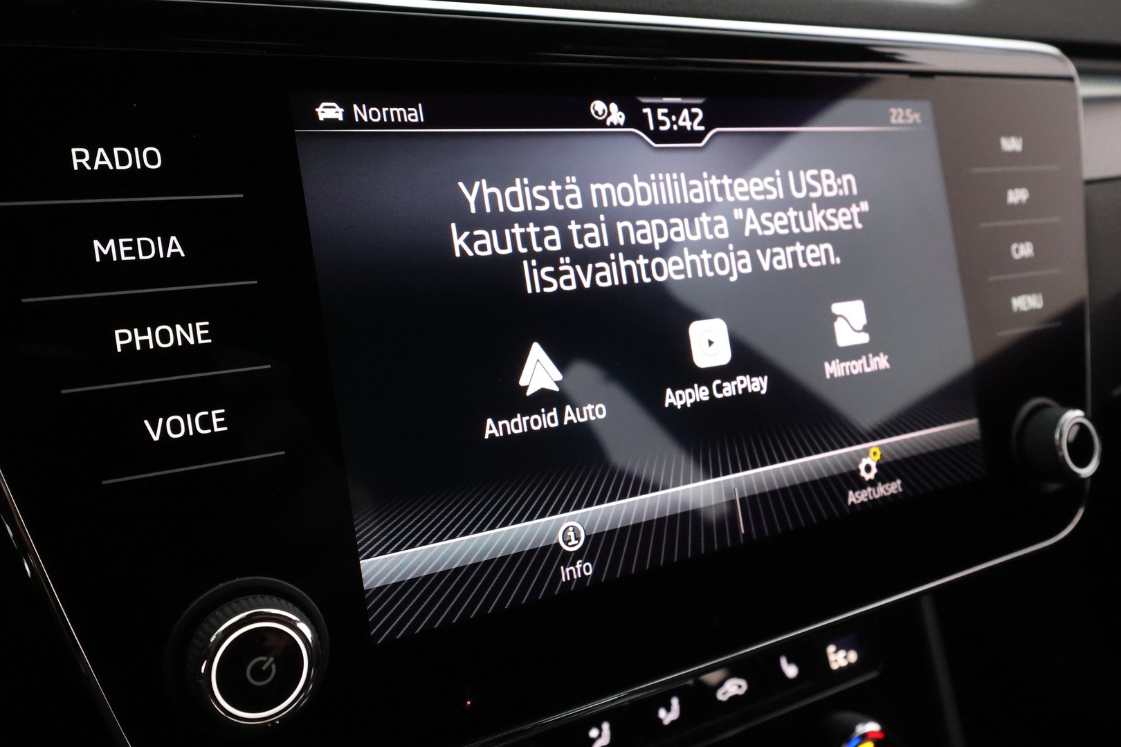 SKODA Superb 2022