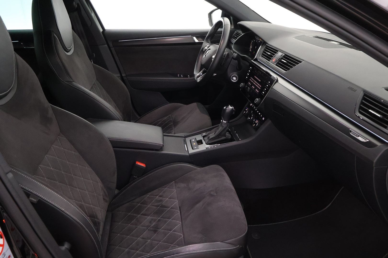 SKODA Superb 2022