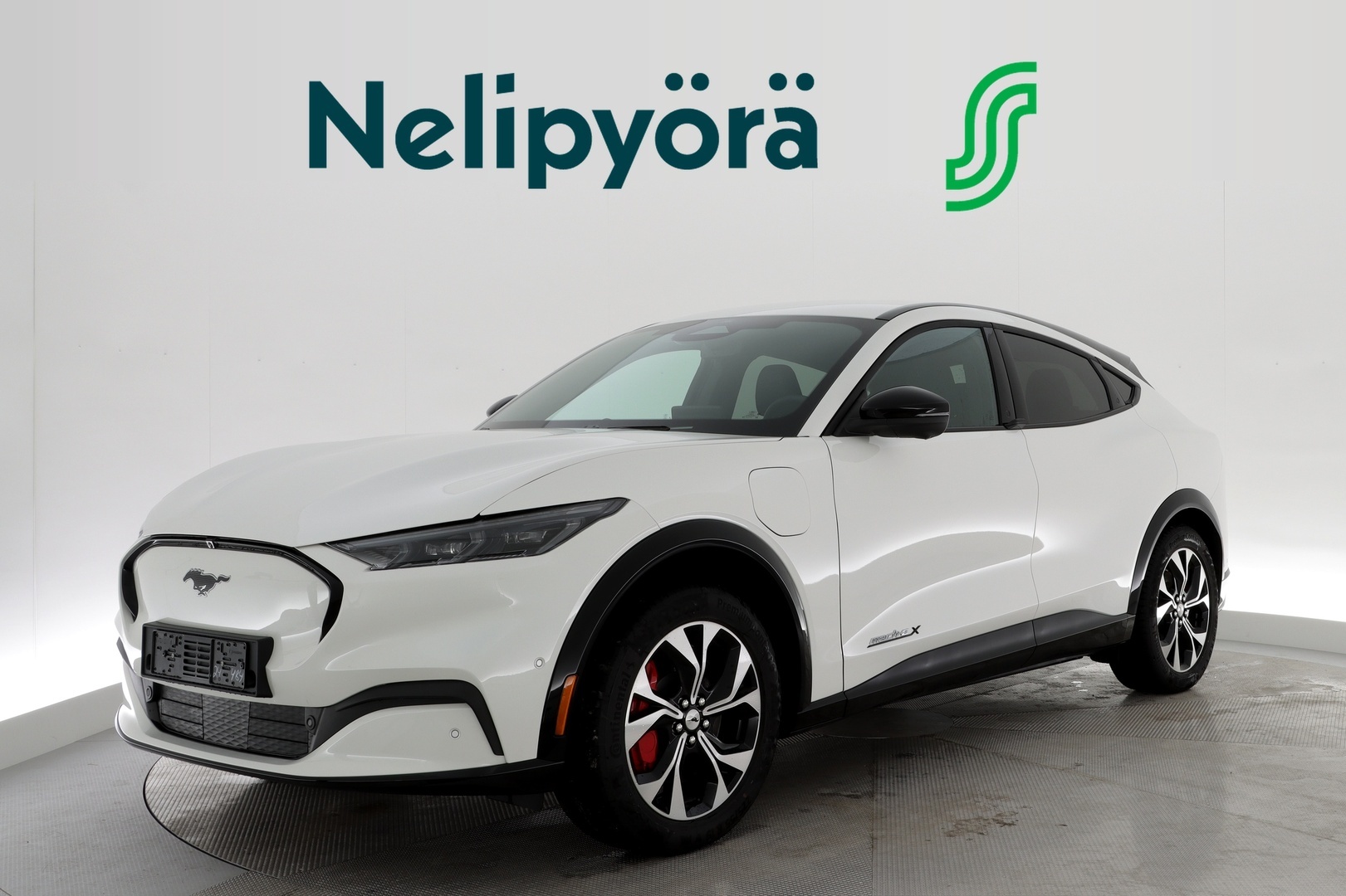 FORD Mustang Mach-E 2025