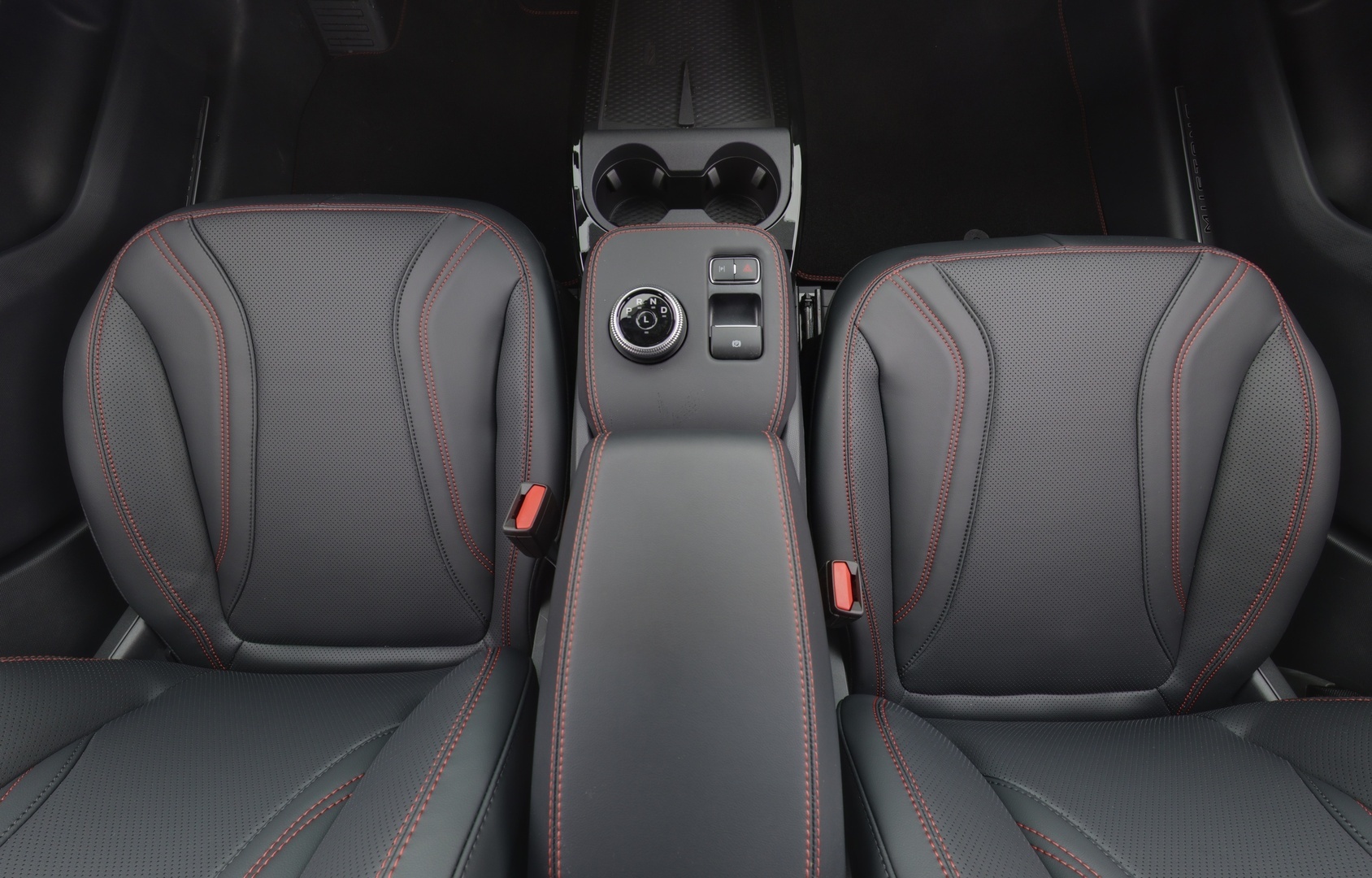 FORD Mustang Mach-E 2025