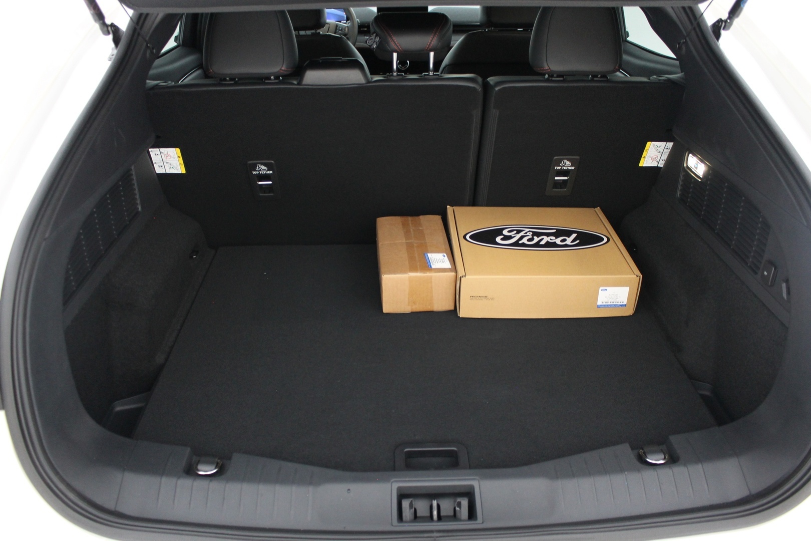 FORD Mustang Mach-E 2025