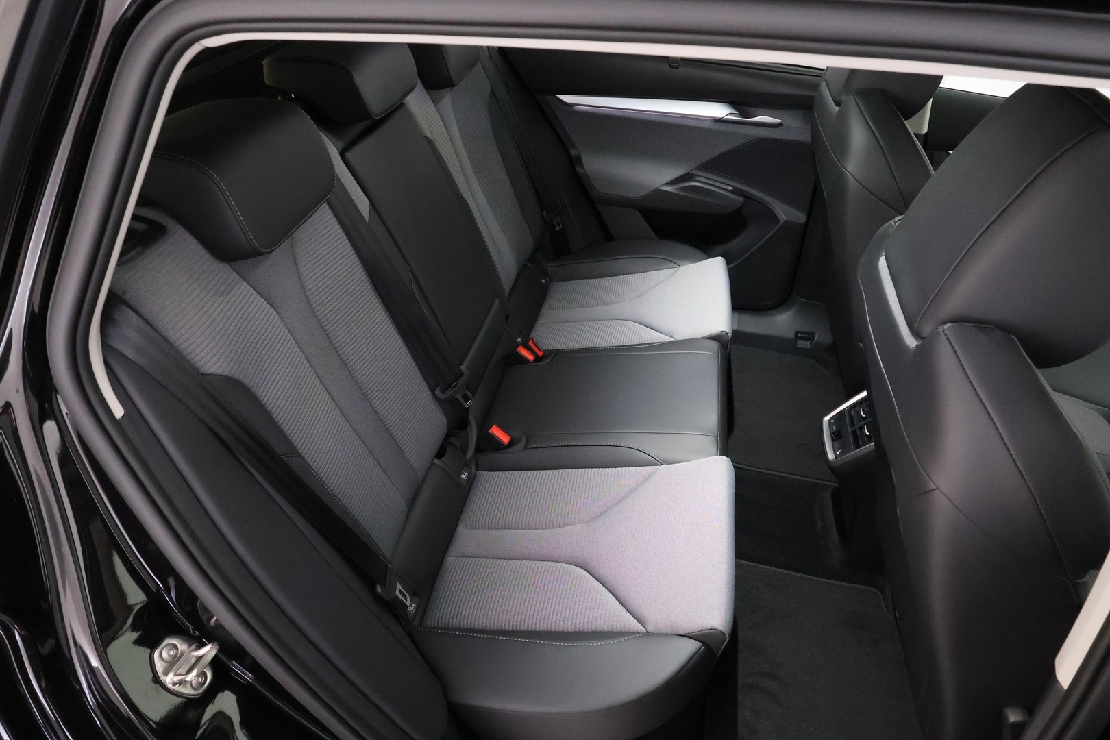 SKODA Enyaq 2026