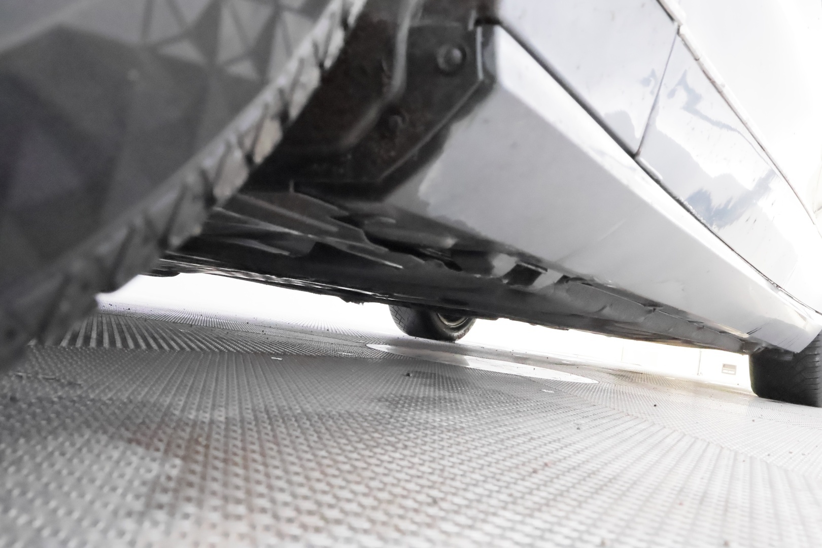 MERCEDES-BENZ E 2012