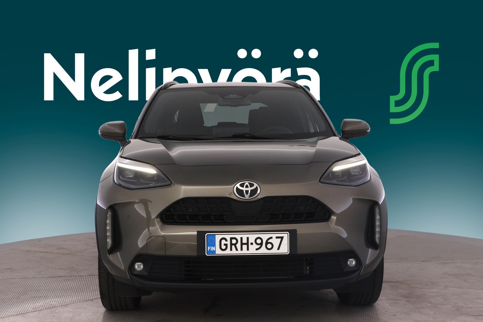 TOYOTA Yaris Cross 2025