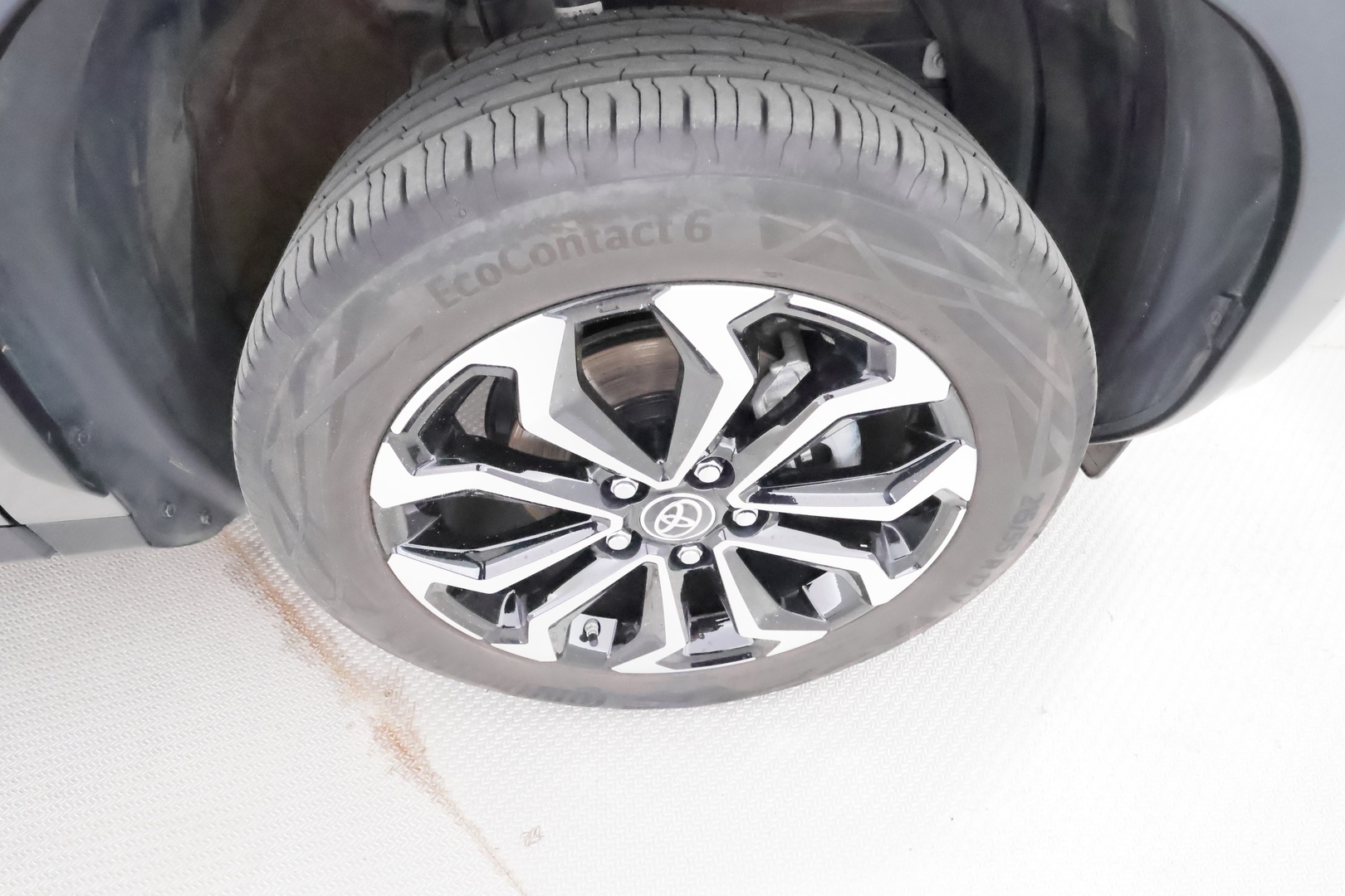 TOYOTA Yaris Cross 2025