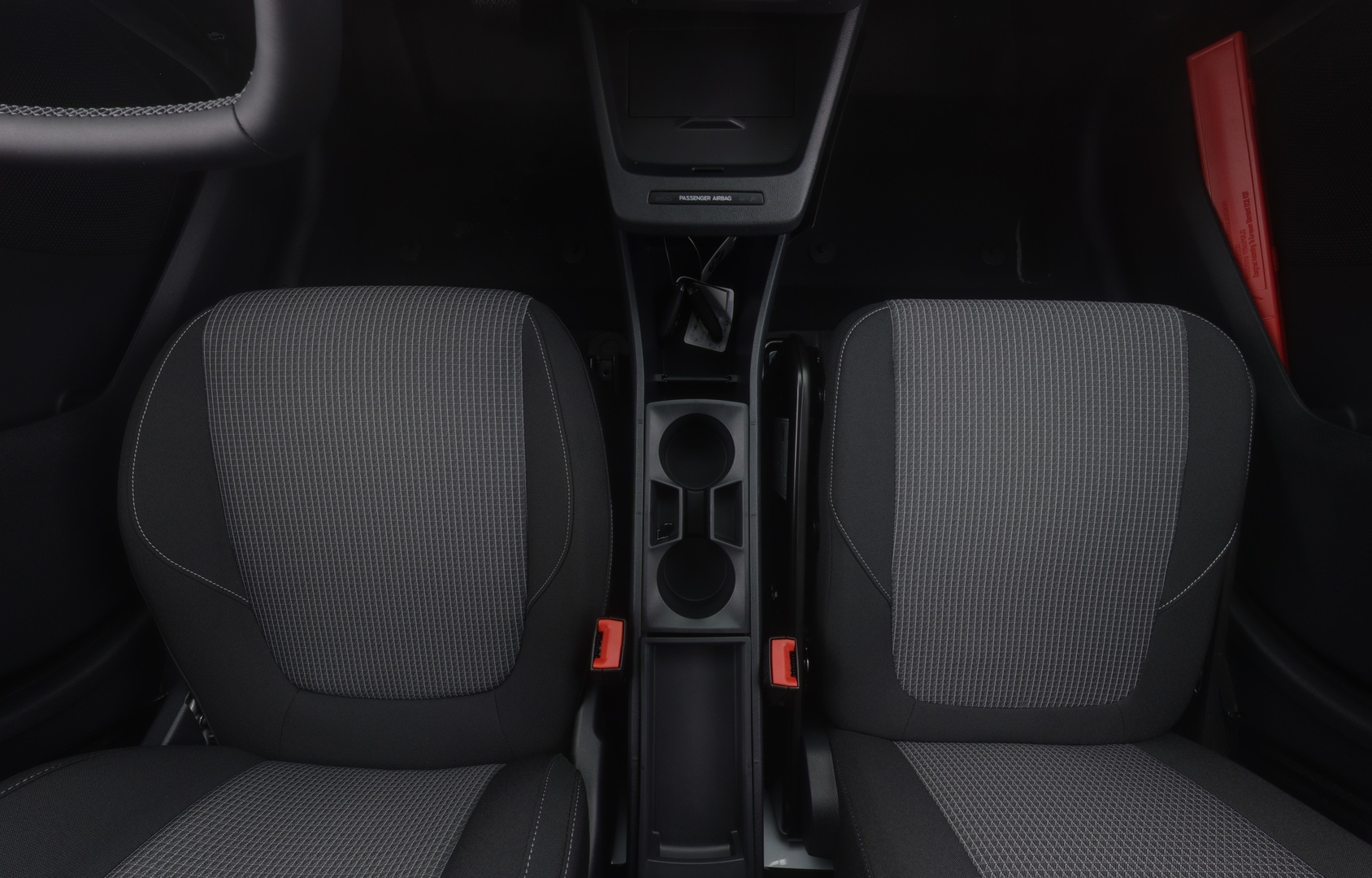 FORD TRANSIT COURIER 2025